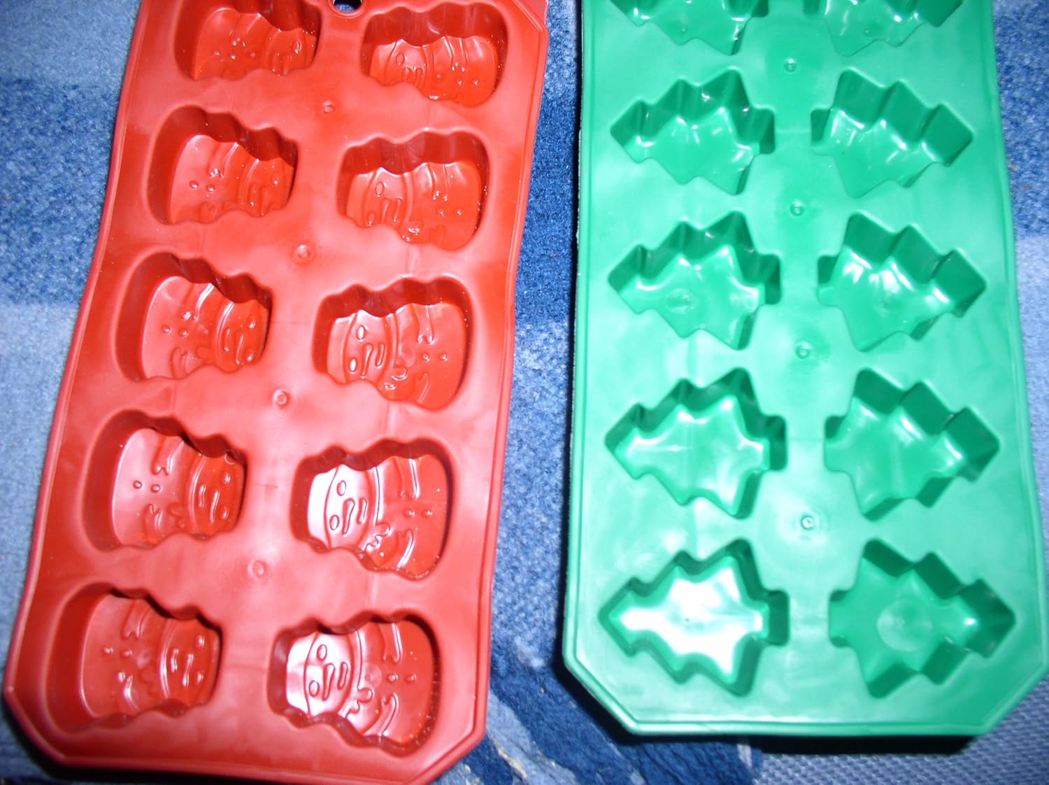 Holiday Ice Cube Mold Christmas Trees or Snowmen Ice Cube Tray Shapes Home & Kitchen