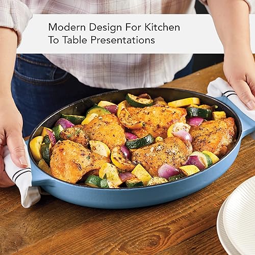 Miniatura 6 de KitchenAid Sartén ovalada para asar de hierro fundido esmaltado, 2.5 cuartos de galón, terciopelo azul