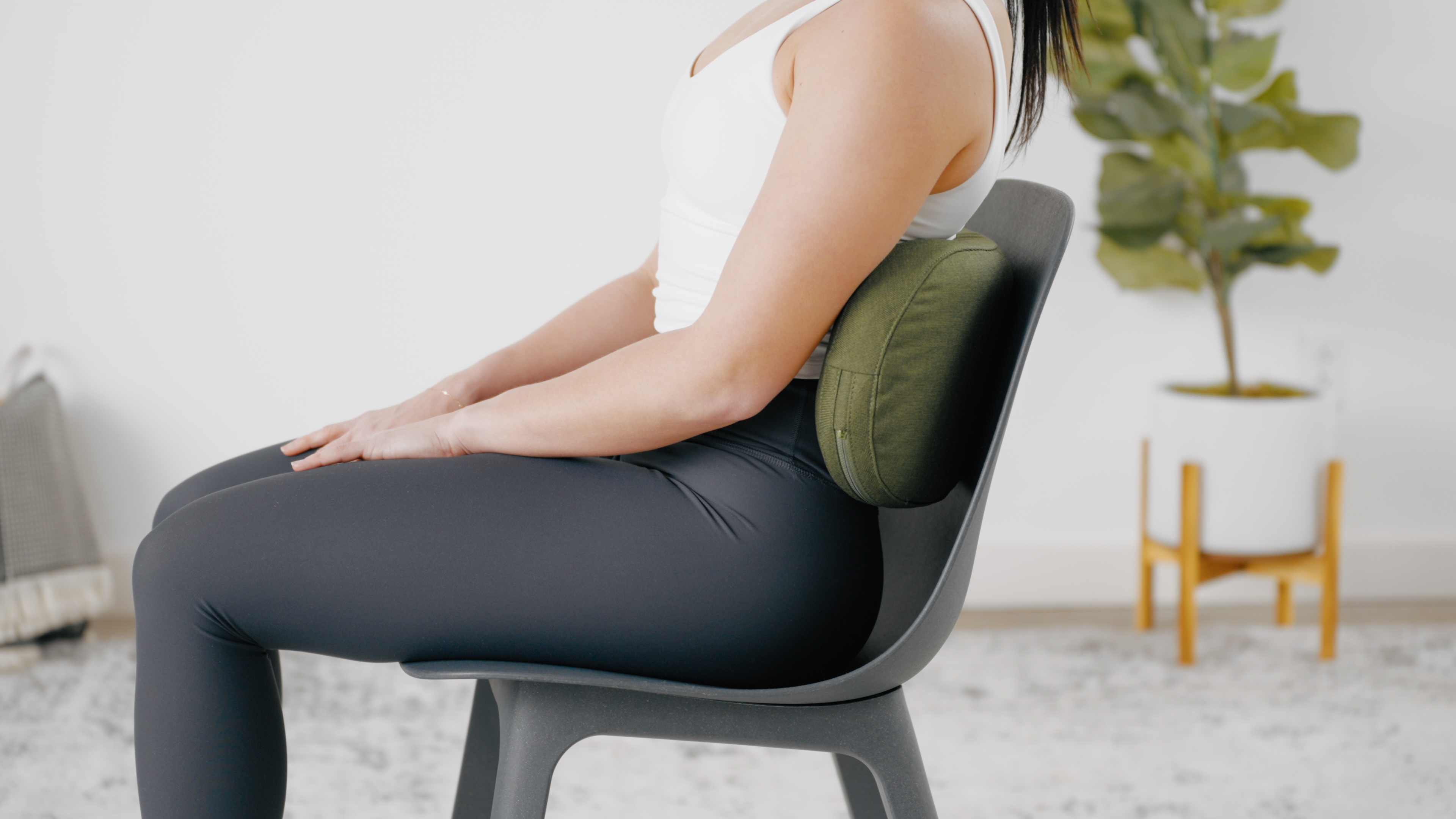 Amazon.com: Halo Lumbar Massage Stretcher with 8 Acupressure Nodes