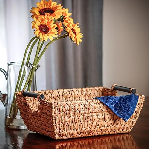 Miniatura 4 de Trademark Innovations Cesta con mango de madera y jacinto de 17"