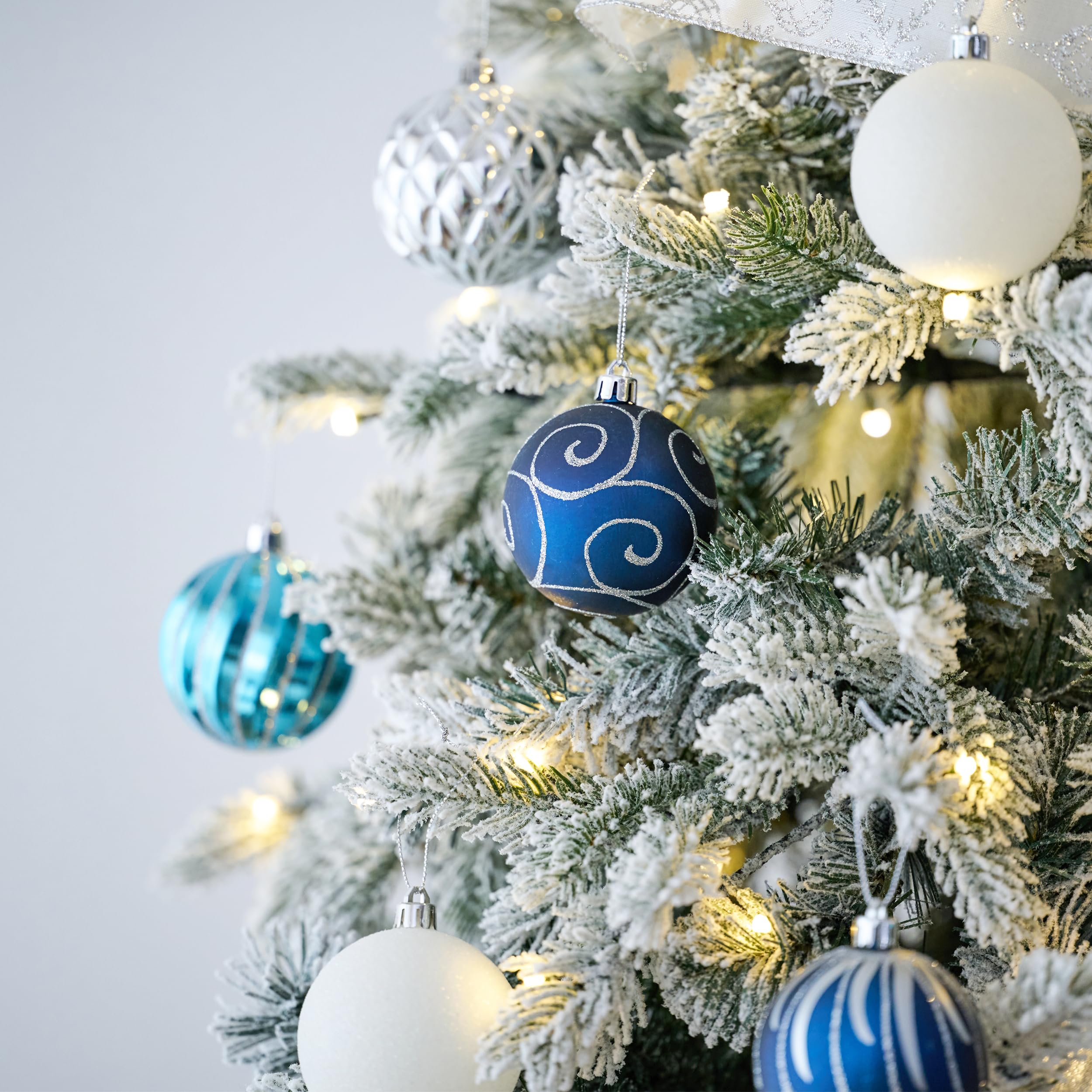 Valery Madelyn Boules de Noël incassables de 35 ct avec inscription Winter Wishes Bleu/argenté 70 mm, 35 crochets en métal inclus