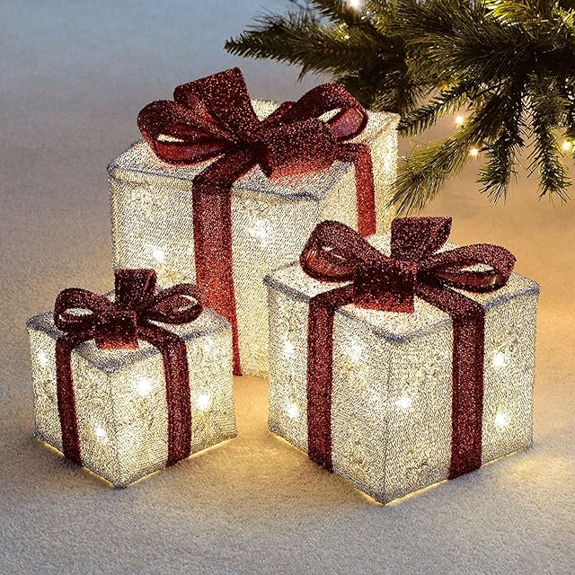 Taylor & Brown Set of 3 LED Light Up Decorative Coloured Parcel Presents Set with Bow Indoor Outdoor Decoration Xmas Lights (Silver & Red)