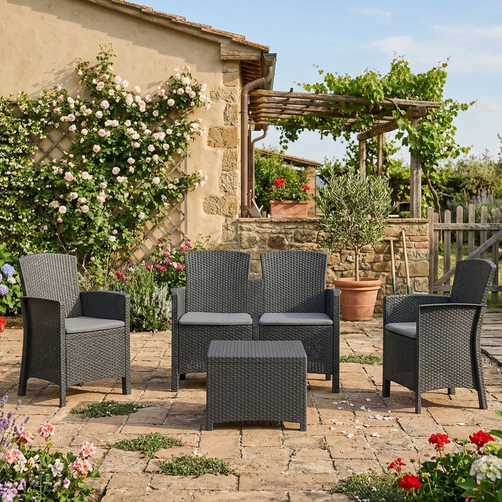 Dmora - Lounge-Set für den Außenbereich Urano, Gartenmöbel-Set mit Kissen, Lounge-Set für den Innenbereich in Rattan-Optik, 100% Made in Italy, Anthrazit