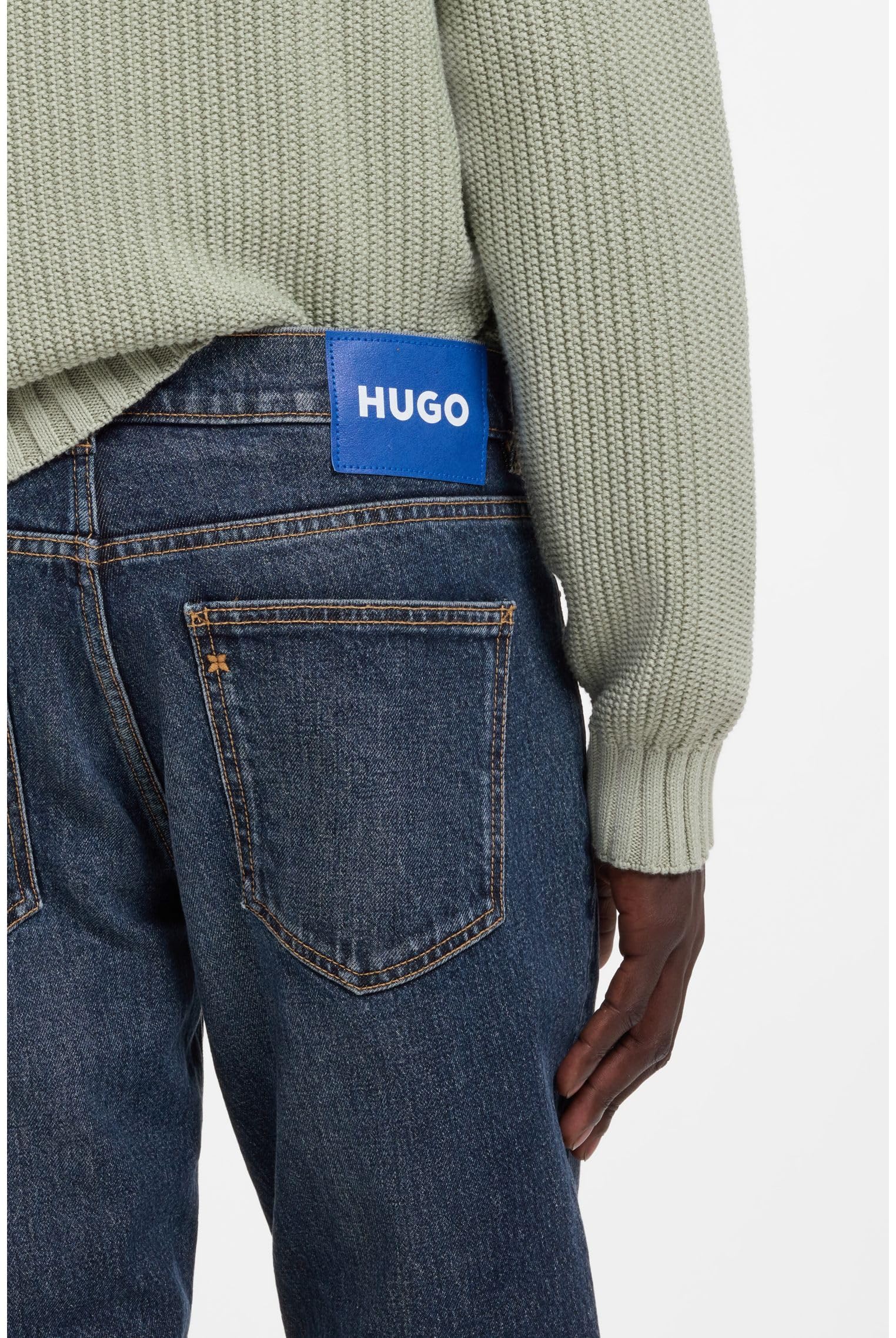 HUGO Spodnie jeansowe Mężczyźni Brody 10276912 01