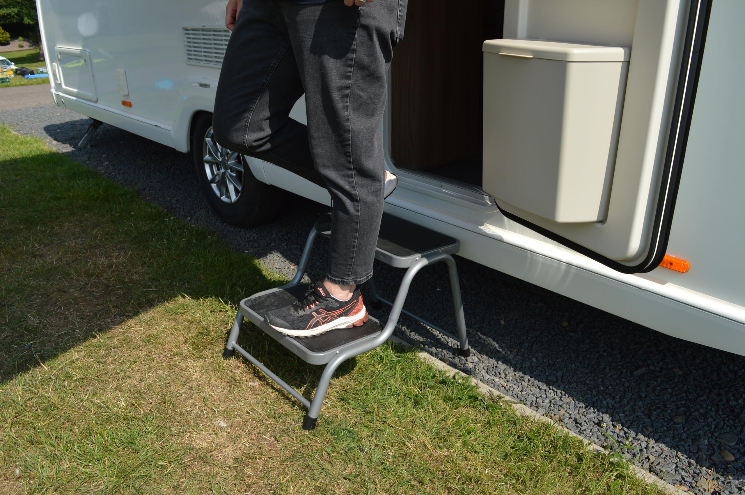 Marchepied Caravane En Acier – Capacité 150 Kg – Hauteur 260 Mm – Utilisation Camping, Maison – Norme EN31