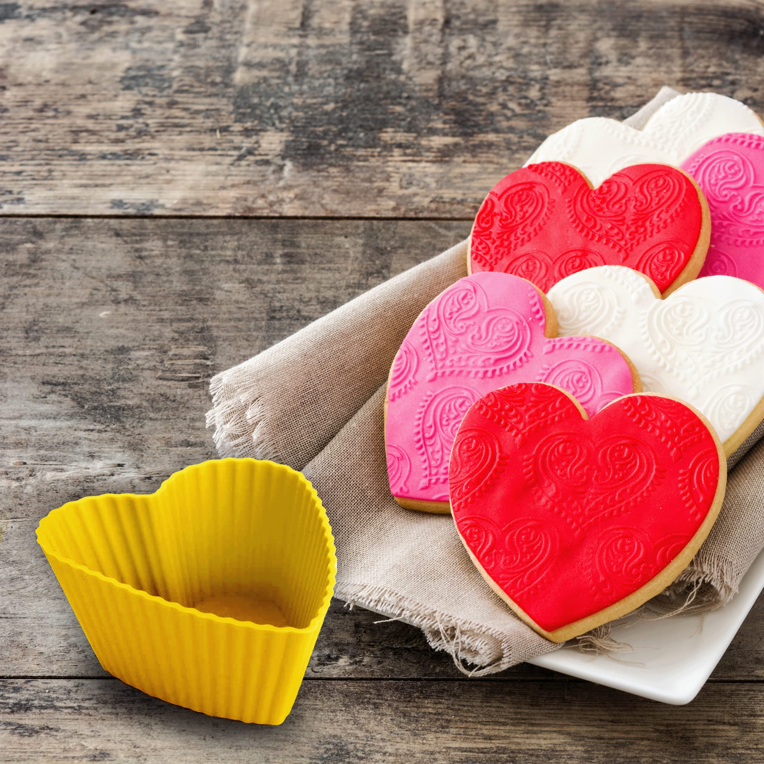 DDSHUN 24 pirottini riutilizzabili in silicone per cupcake, per uso alimentare, antiaderenti, colori arcobaleno, stampi per muffin, gelatine, gelati, budini, forno, freezer