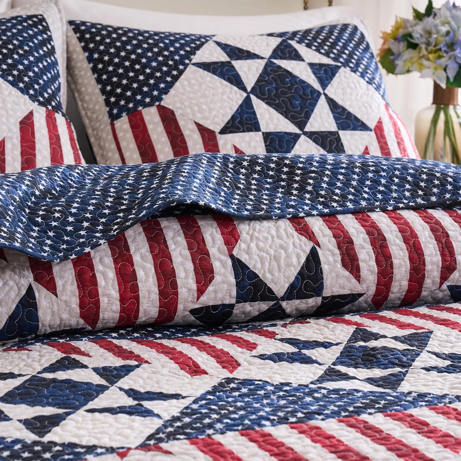 Star Patchwork Quilt Set Queen Size Country Comforter 100% Cotton Reversible Breathable Geometric Quilted Bedspread with Pillow Shams for All Seasons