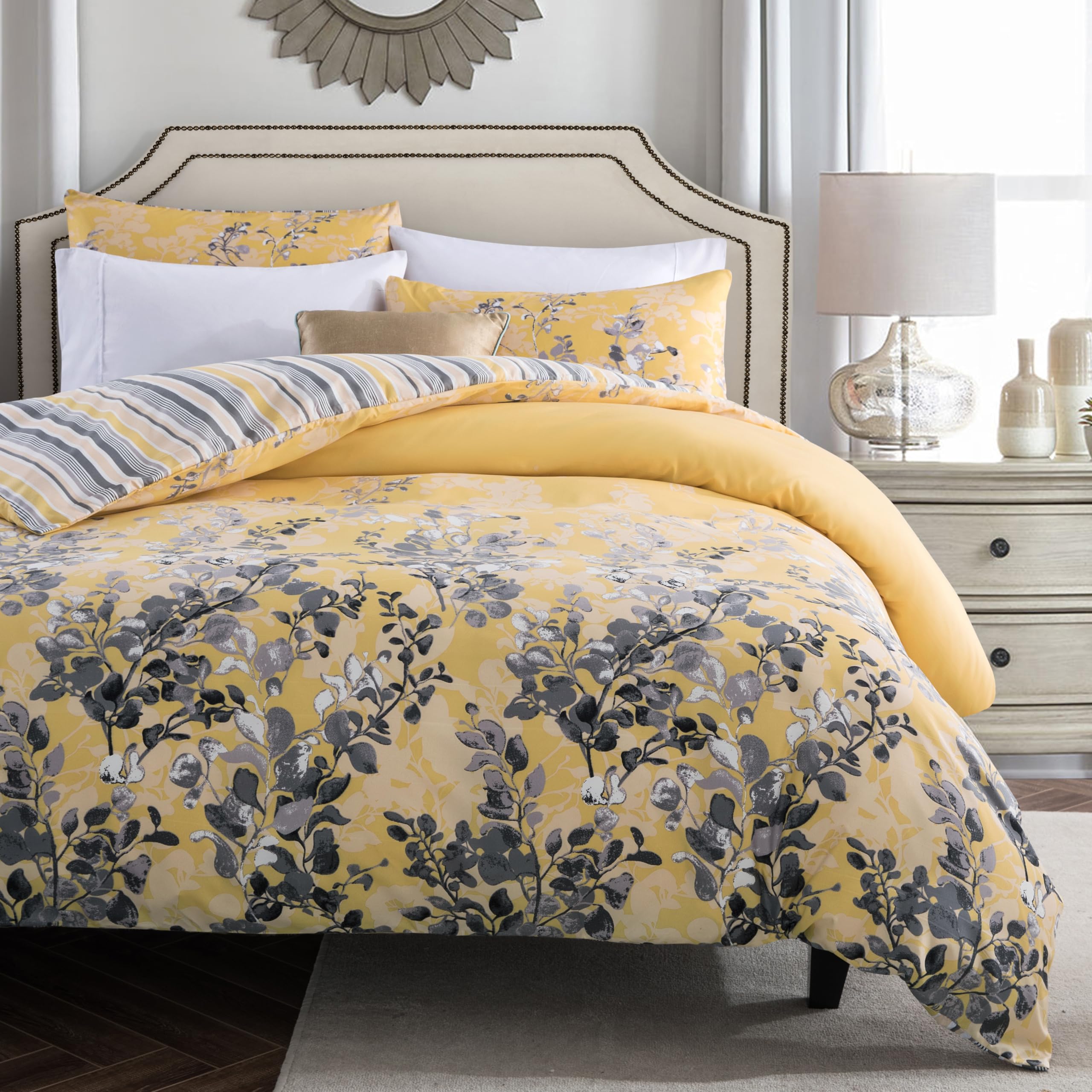 MOONLIGHT20015 Super King Duvet Set Soft Printed Luxury Bedding Sets Premium Brushed Microfiber Duvet Covers with Pillowcases (Ochre Blossom 260x220 CM)