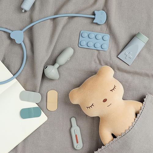 Miniatura 2 de BLUE GINKGO Kit médico para niños pequeños  10 piezas de silicona para niños pequeños (con bolsa)  Kits médicos de juguete duradero, juego de