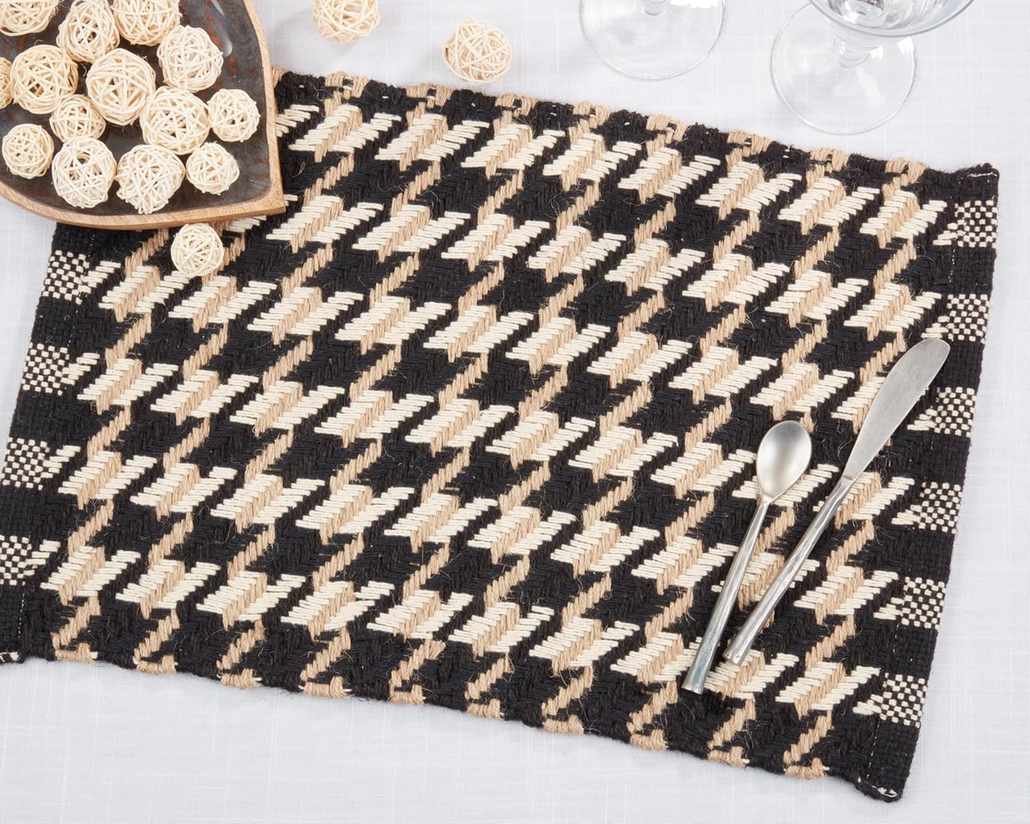 Traditional Houndstooth Placemat (Set of 4)