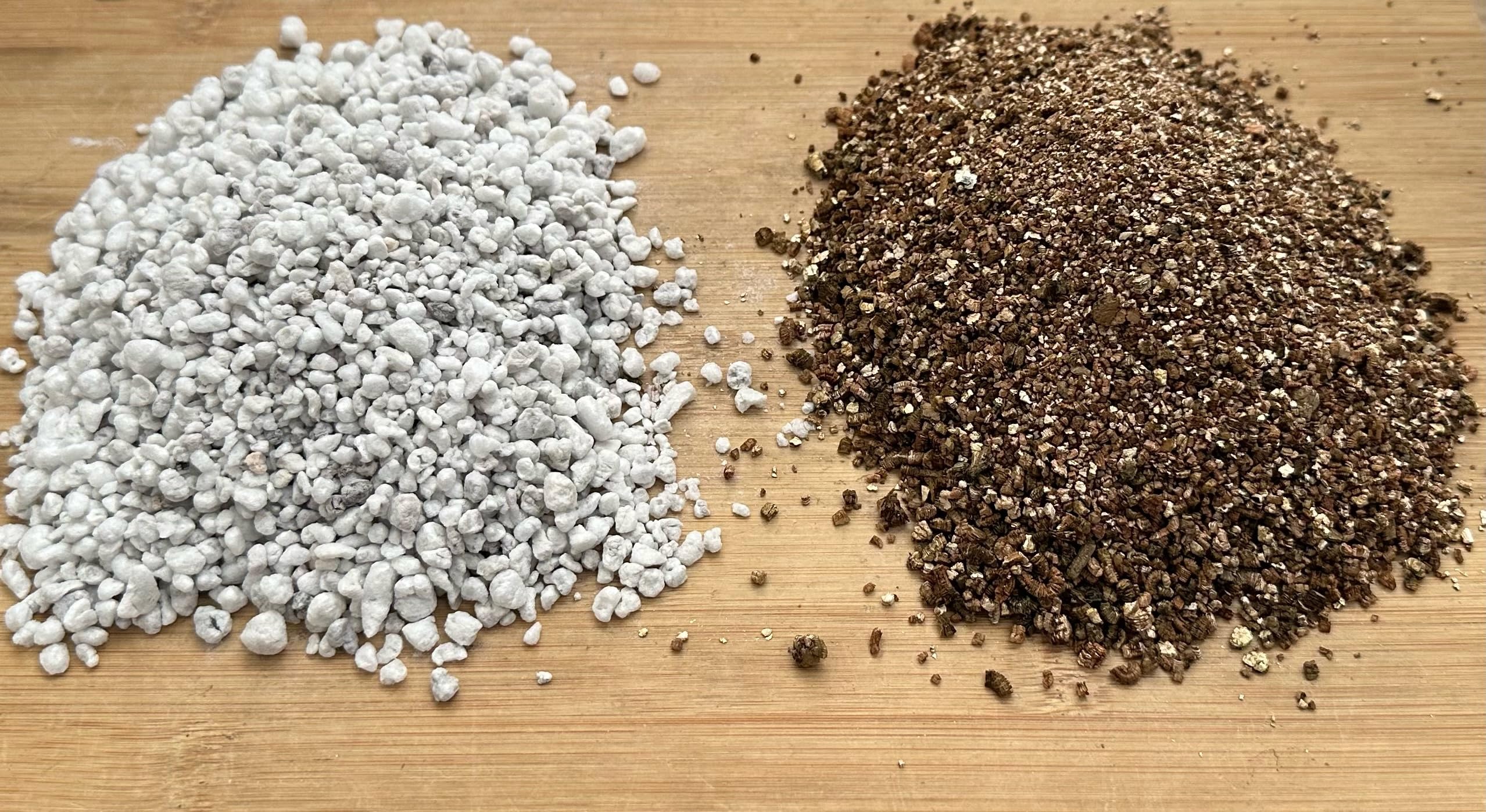 2 Gal. Perlite & Vermiculite for Seedling, Cuttings, Propagatiion, Cactus & Succulent, Bonsai Tree Soil Mix - 1 Gal. Each