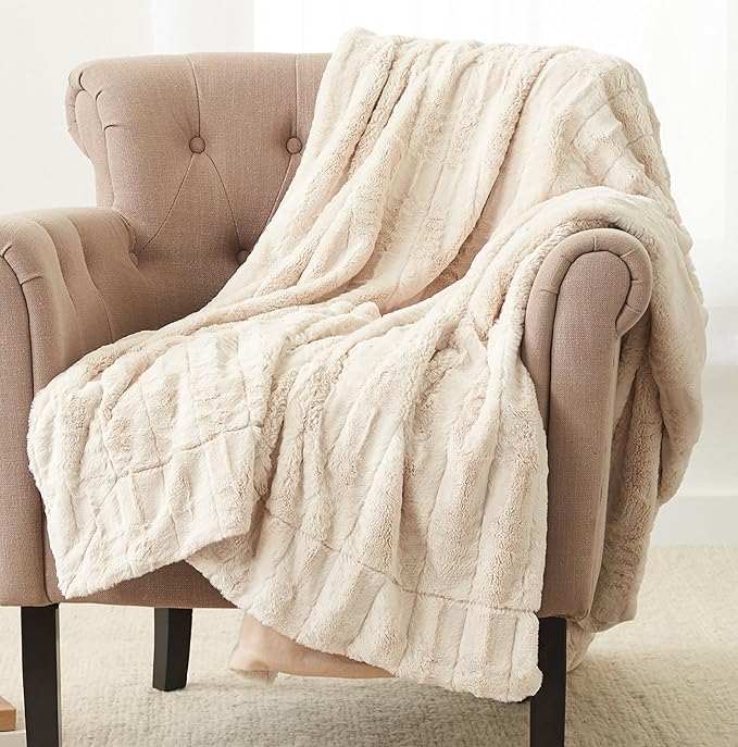 Amazon Basics Faux Fur Throw Blanket 63 x 87 Inch