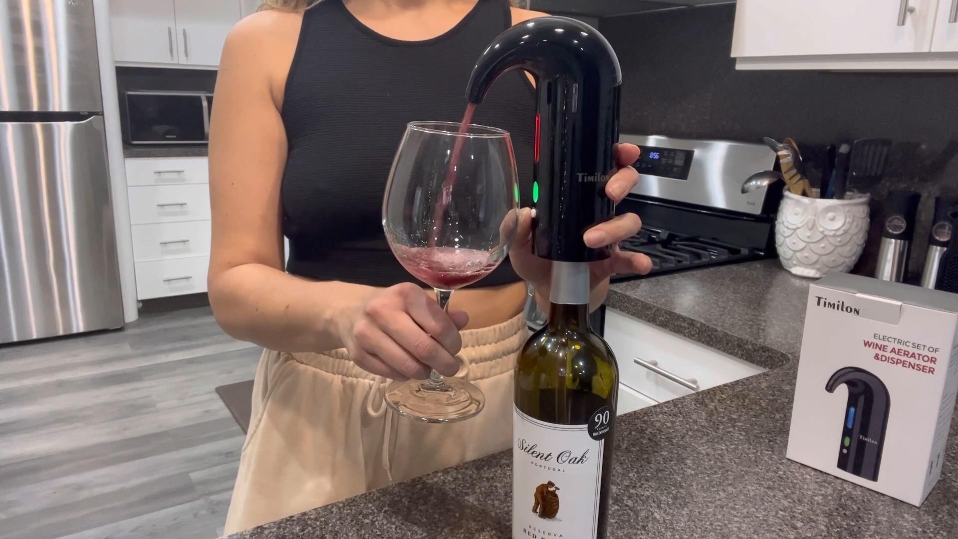 Electric Wine Aerator & Pourer - USB Rechargeable Automatic Wine Decanter With Red Light Window For Home, Bar, Travel