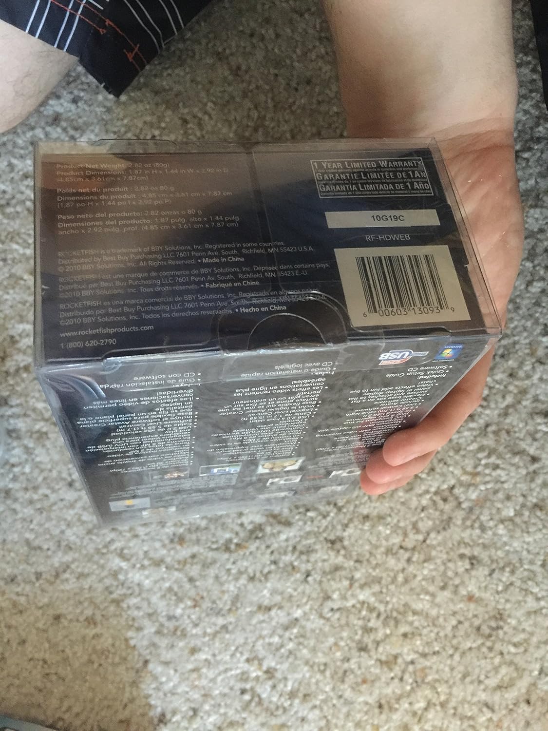 Rocketfish RF-HDWEB Webcam collegata a un computer