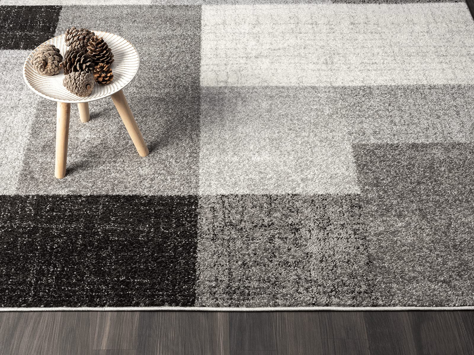 the carpet Pearl - Alfombra Moderna de Pelo Corto denso para salón Dormitorio, Corte de Contorno, patrón geométrico, patrón Ondulado, Gris, 140 x 200 cm
