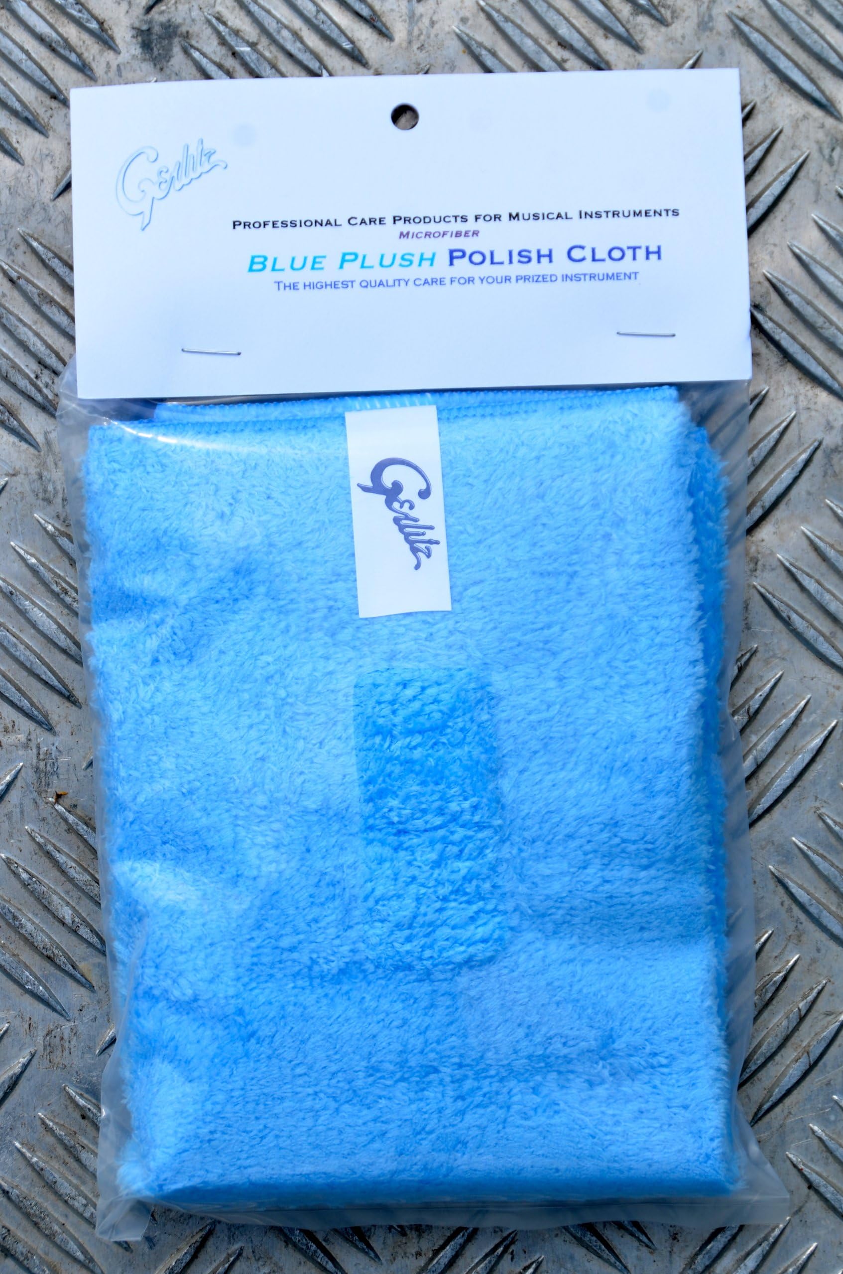 Gerlitz"Blue Plush" Polish Cloth For All Good Guitars