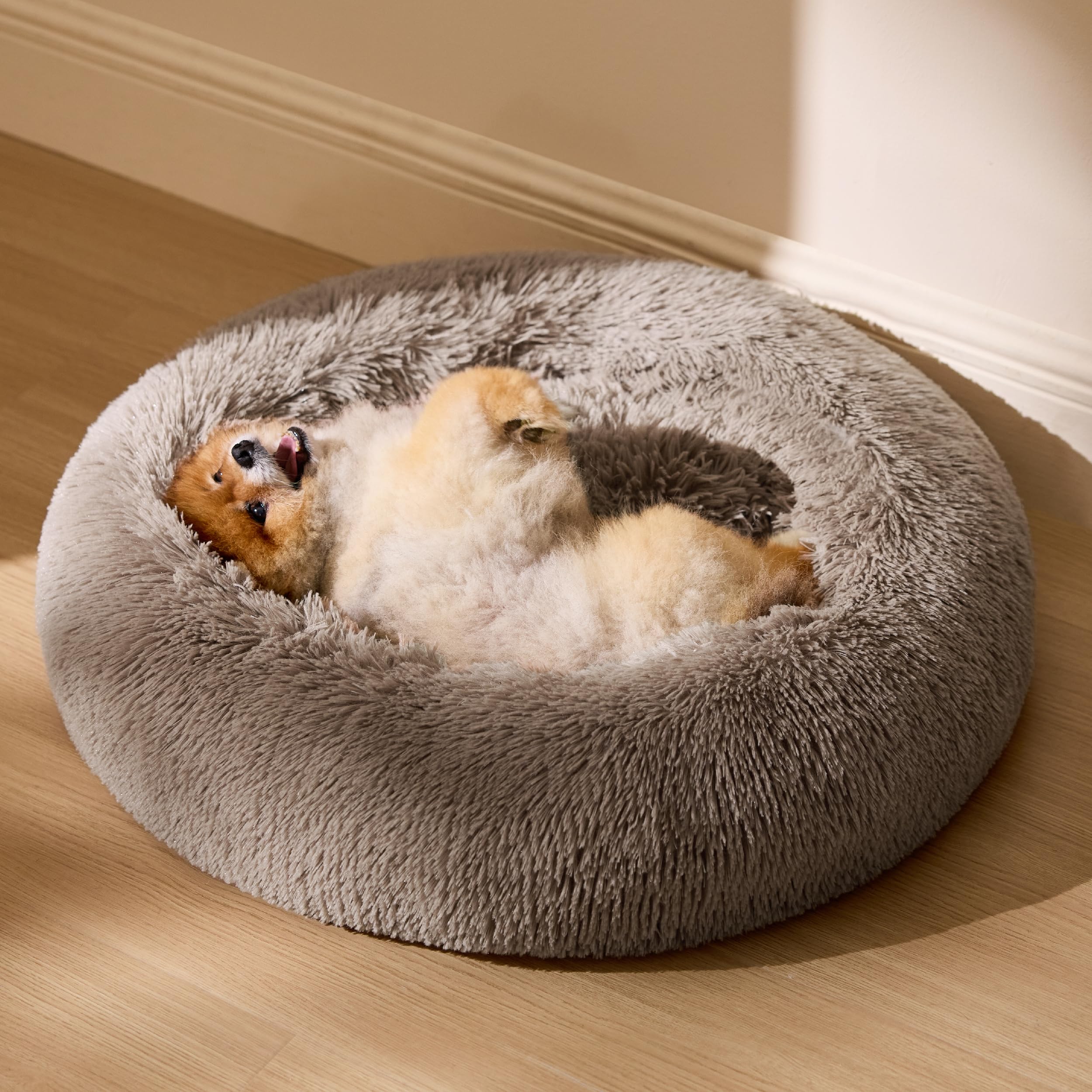 Bedsure Lit pour Chien Lavable - Ø 60 cm lit pour Chat Moelleux, Espace de Sommeil pour Chats et Petits Chiens, Coussin Rond en Peluche, lit Douillet, Camel