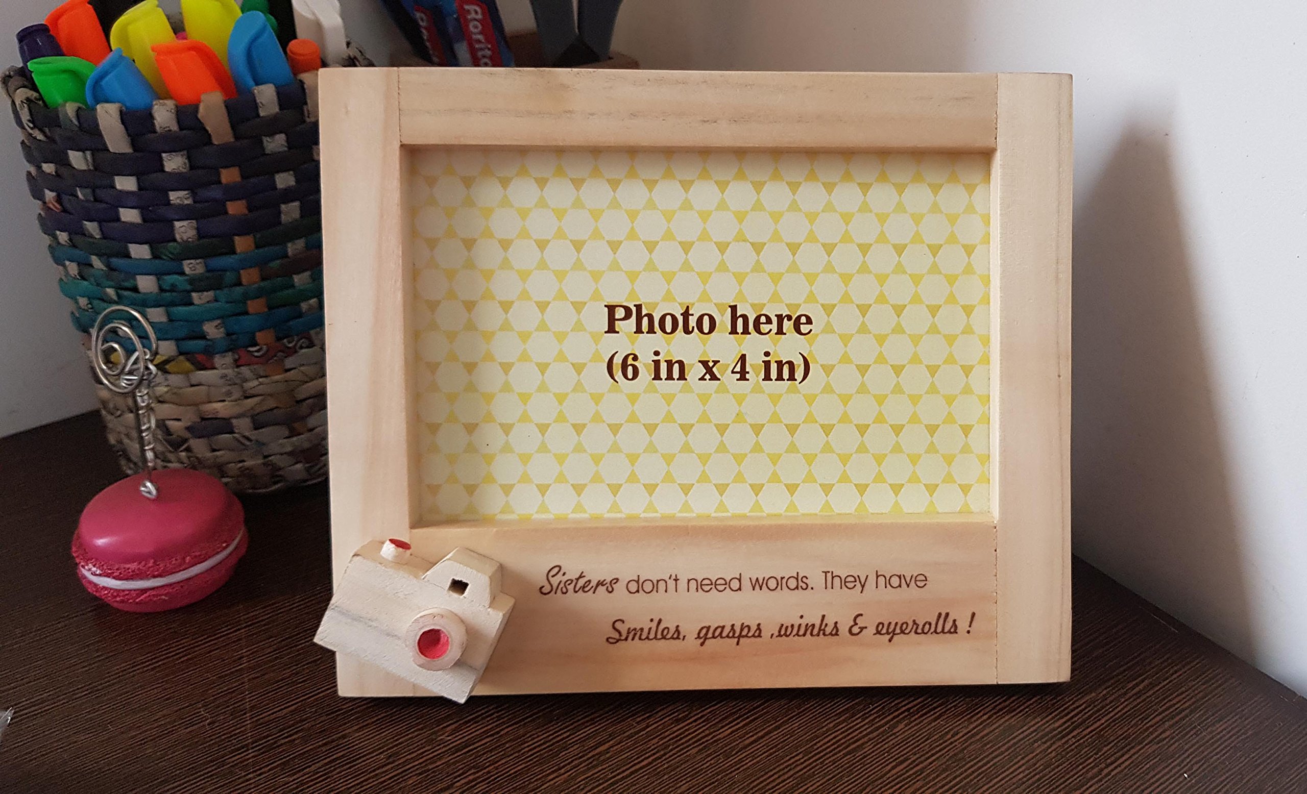 IVEI Wooden Photo Frame for Sisters - Wood Photo Frame for Table, Desk - Wooden Picture Frame for Birthday Gift, Home Decor - Unique Photoframe for Sisters with Miniature Camera & Quote - Image 3 thumbnail