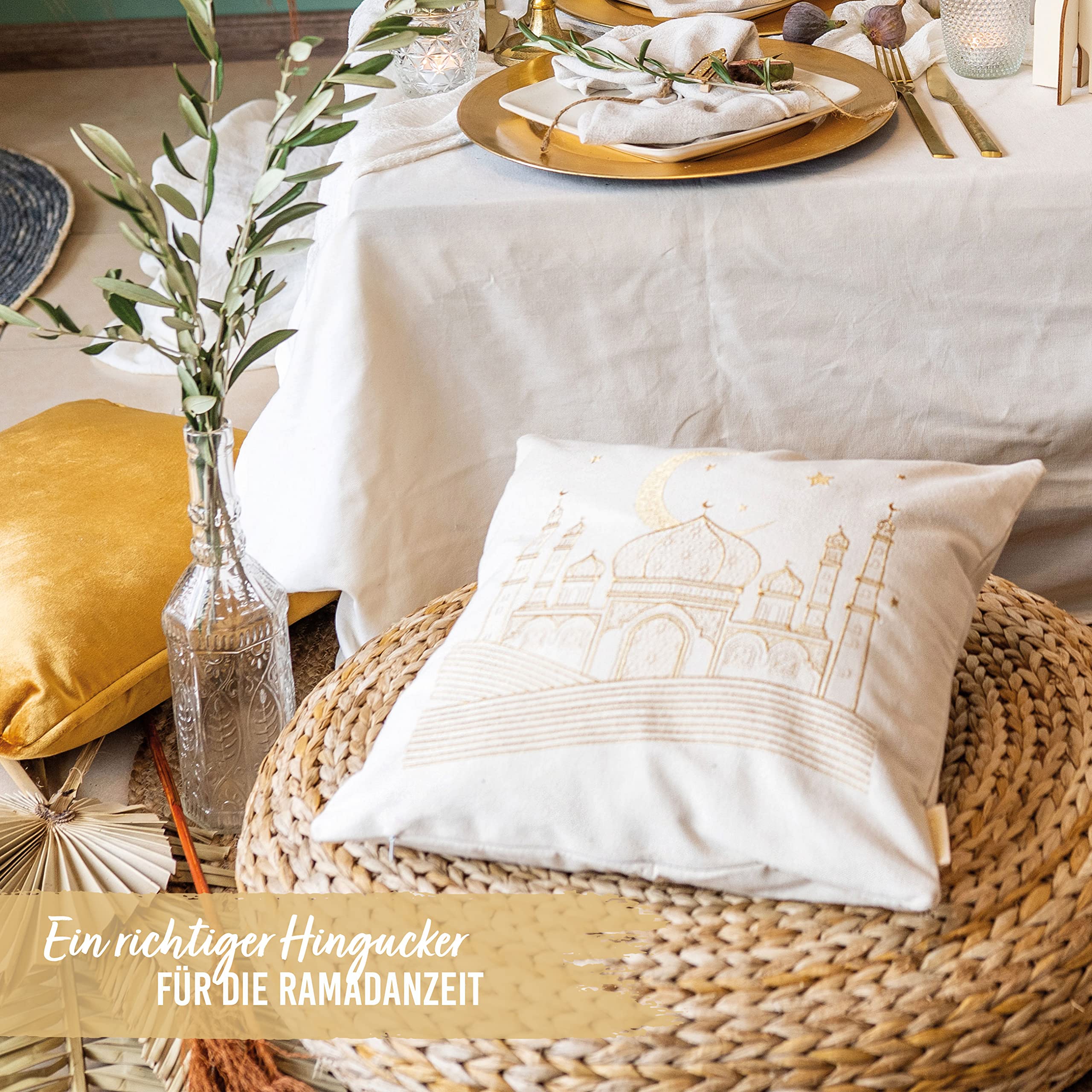 Papierdrachen Cushion Cover as Ramadan Decoration, High-Quality Gold Embroidered, Size 40 x 40 cm - Image 3