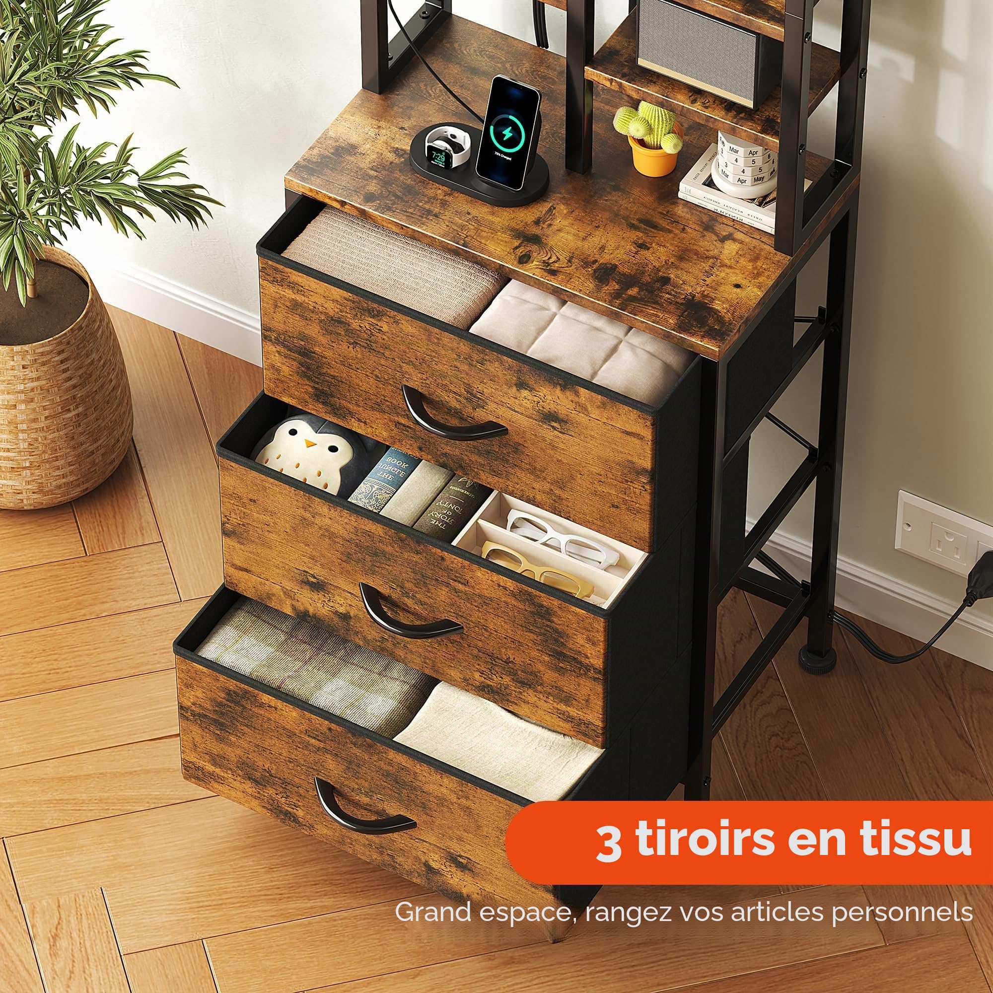 MUTUN Table de chevet avec station de charge et lumières LED, table de nuit haute avec 2 prises et 2 ports USB, table de canapé avec 3 tiroirs en tissu et étagère pour salon, chambre à coucher, bureau