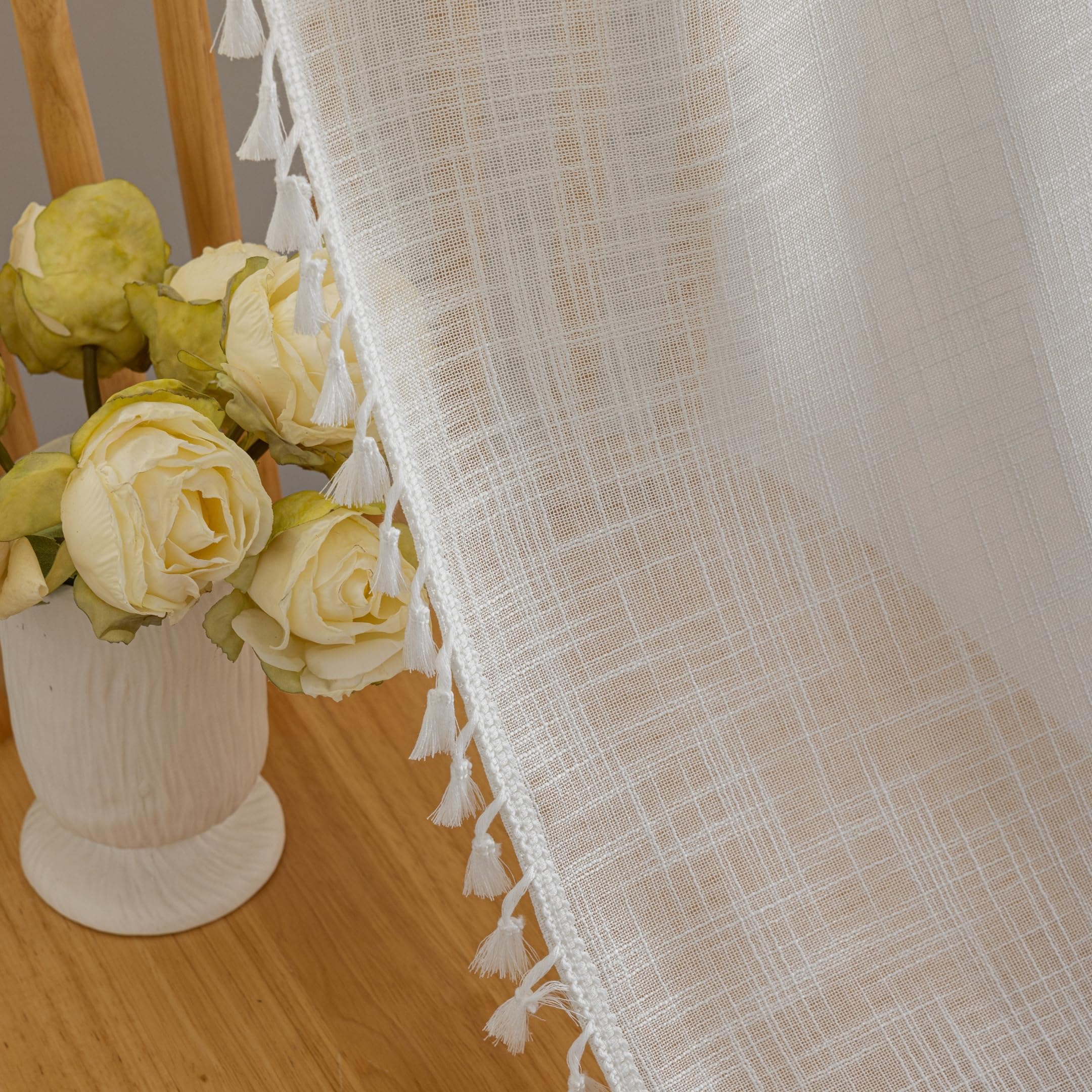 2 cortinas de lino natural blanco mezclado, estilo rústico, para dormitorio, sala de estar, (160 x 140 cm, borlas blancas)