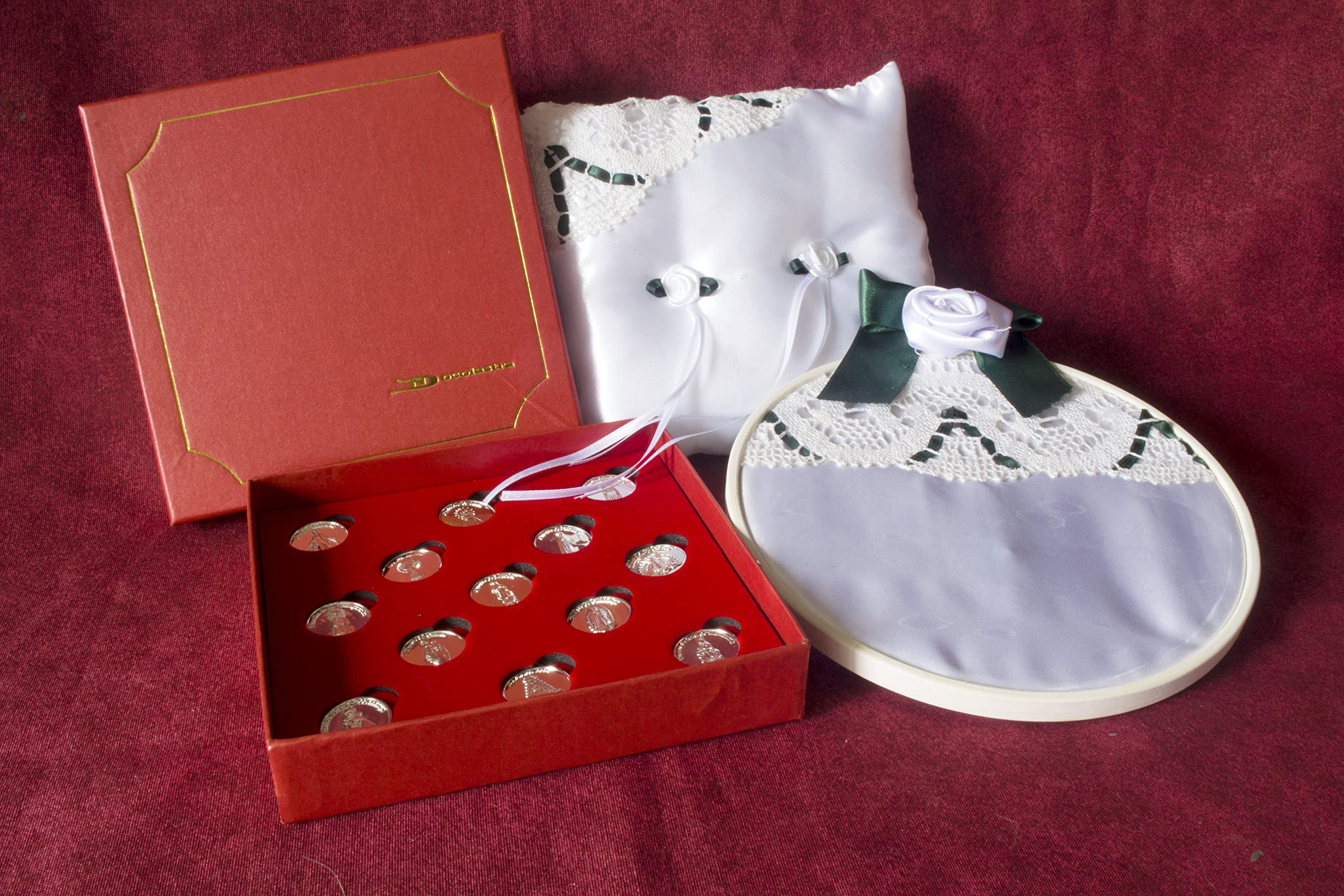Arras de Todas Nuestras Virgenes con Porta-Arras Redondo y Cojin (realizada a Mano por Nuestros Artesanos, para Todas Las Bodas y Enlaces