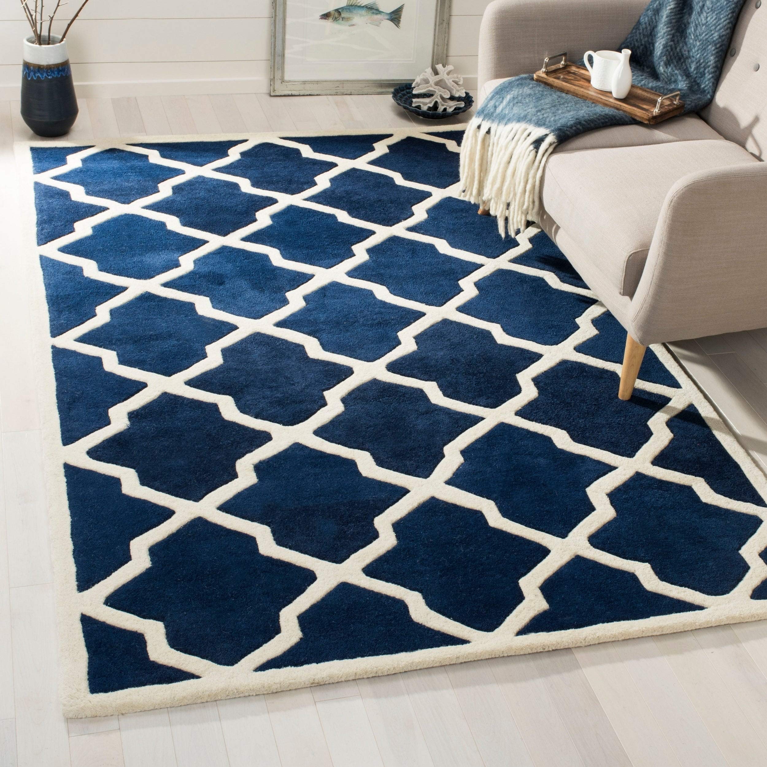 Safavieh Alexa Zona de Tejido a Mano Alfombra – Dark Blue/Ivory, 121 x 182 cm