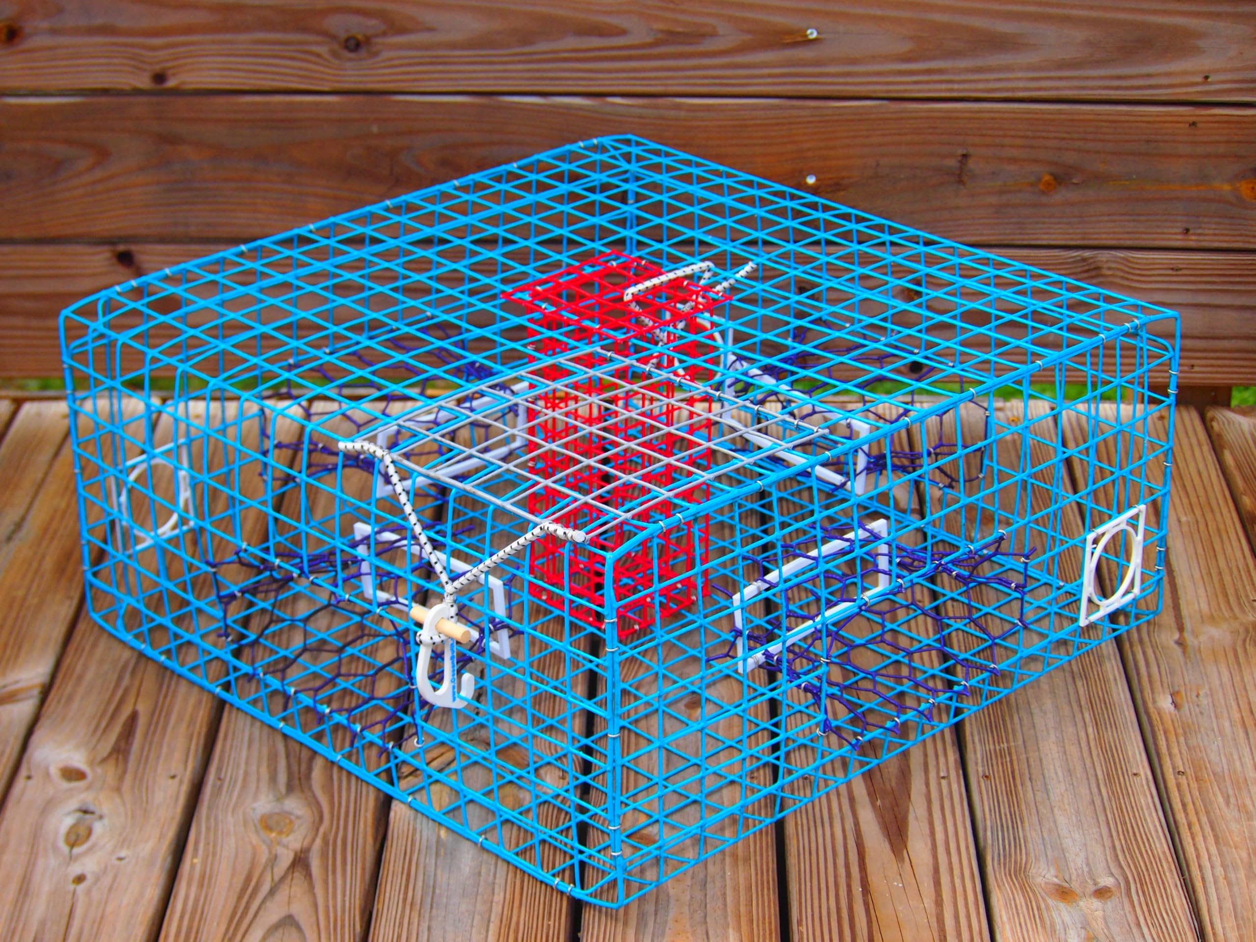 OceanBuilt Florida Large Blue Crab Trap – 11 x 24 x 24 Recreational Blue Crab Pot – Four-Throat Saltwater Crab Trap – Heavy Duty PVC Coated Wire