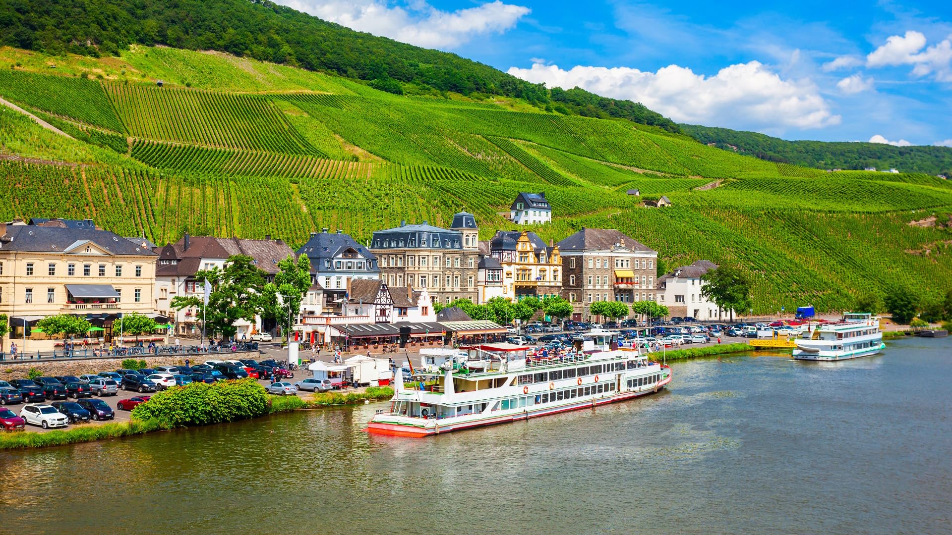 JOCHEN SCHWEIZER Geschenkgutschein: Weinausflug & Schifffahrt auf der Mosel Bullay