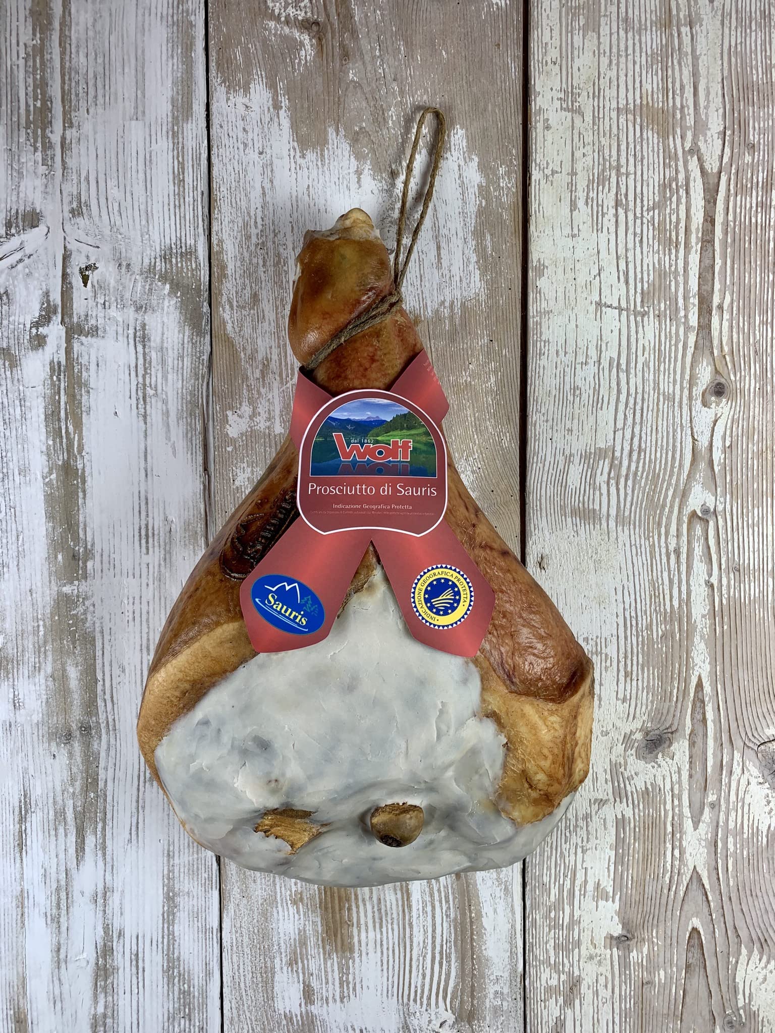 Wolf, Sauris g.g.A. Schinken Mit 100% Italienischem Fleisch, Mit Knochen, Hergestellt Nach Traditioneller Räuchermethode, Leicht Gewürzt, Glutenfrei, Ganze 9,7 Kg (Mind. Nettogewicht Garantiert)