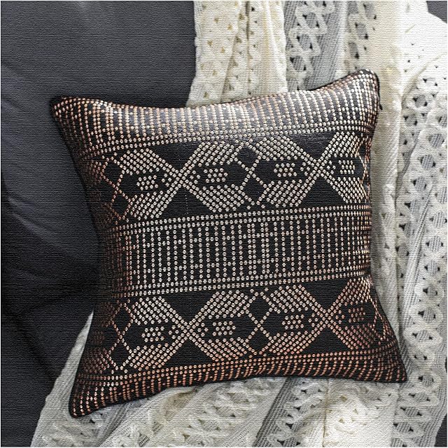 MILLSAWAY Outdoor Cushion Covers, Modern Look Hand-Woven with Geometric Pattern, 40 x 40cm(16 x 16') Decorative Square Cushion Cover for Couch, Sofa, Living Room, Bedroom (Black Copper)