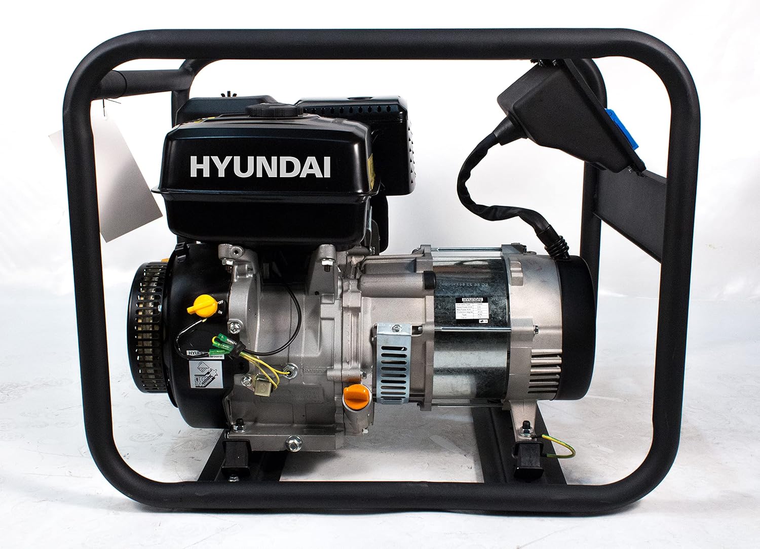 lateral view of Hyundai HY6000 generator engine, showing oil fill cap location
