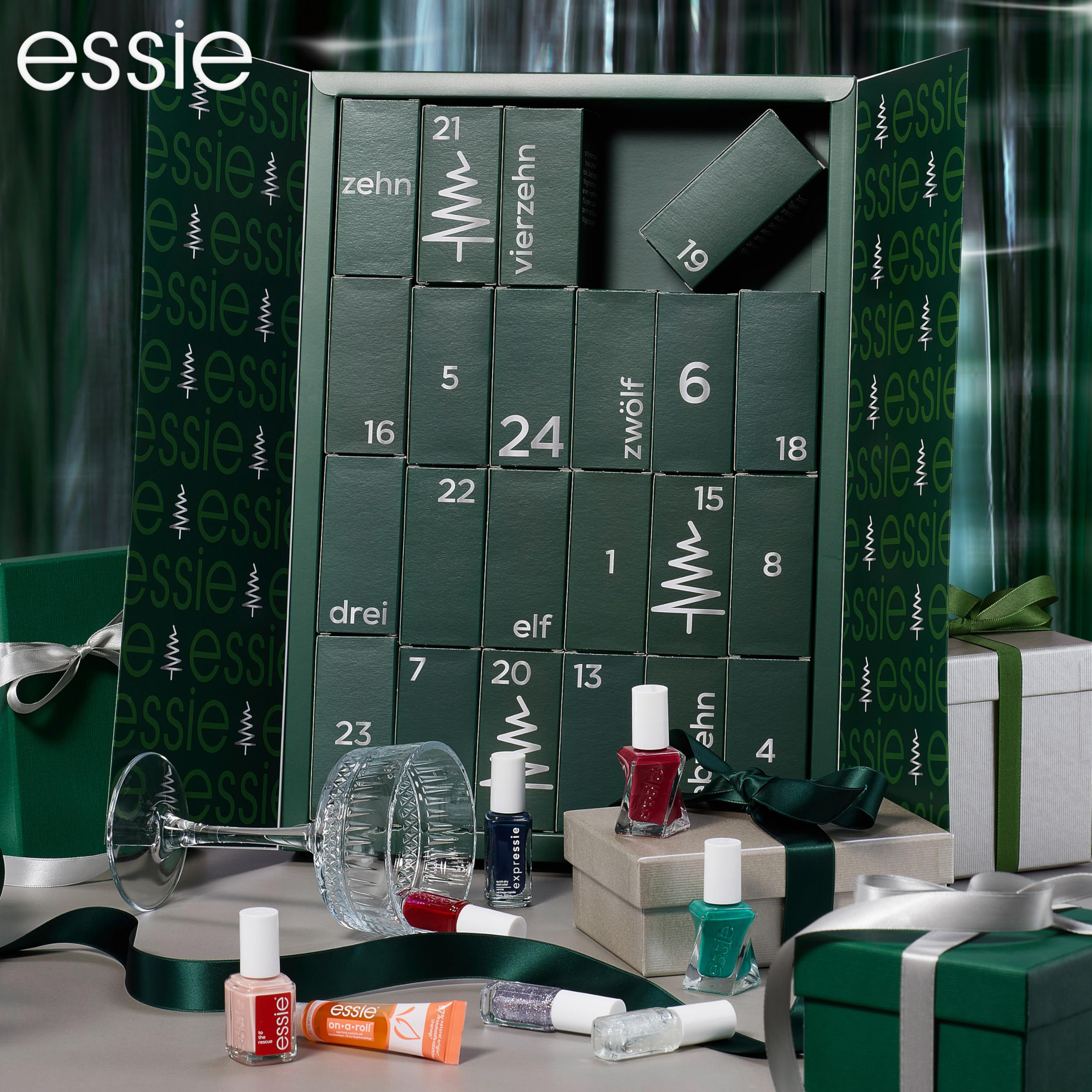 essie Adventskalender mit exklusiven Shades aus den USA, Nagellack und Nagelpflege, 24 Türchen