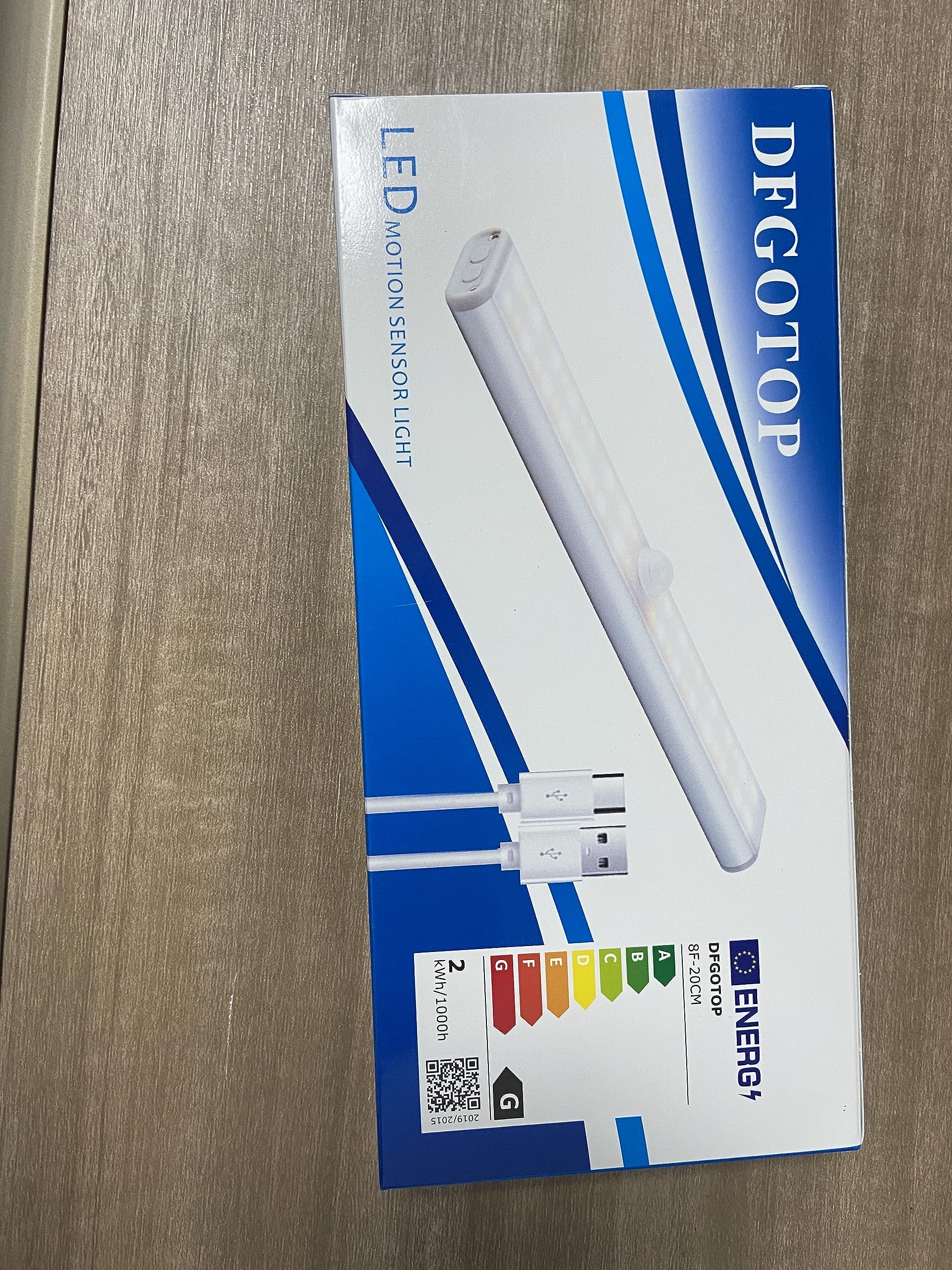 DFGOTOP Luce Cucina 56 Led Ricaricabile Senza Fili, Led per Armadio con Sensore Movimento, Lampada Calda Led Sottopensile USB Magnetica, Luminosità Gratuita 3 Colori 4 Modalità 20CM 3 Pezzi