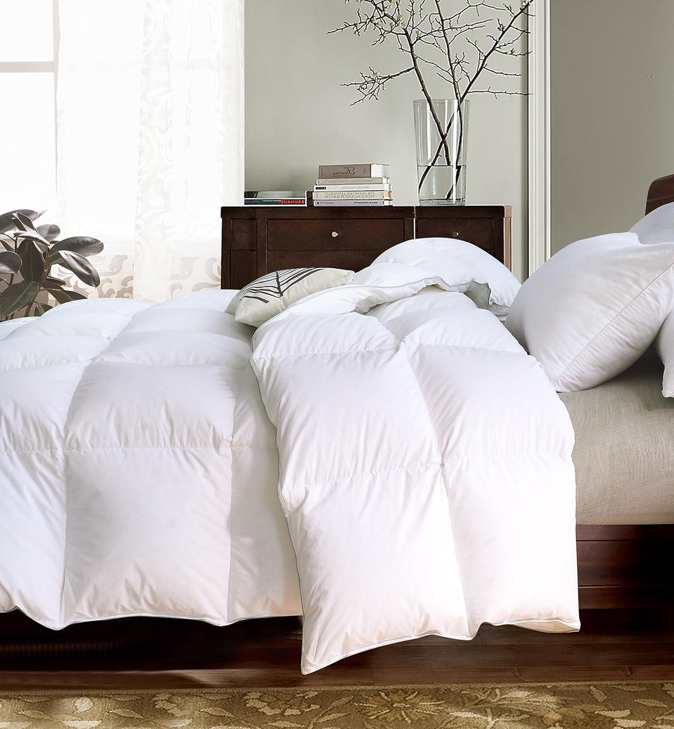 Luxurious Winter White Comforter King Size