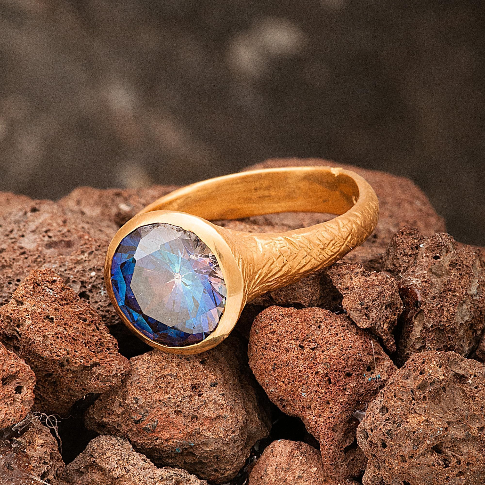 Anillo de topacio místico chapado en oro, anillo de topacio místico multicolor en forma de pera de plata, anillo de plata con piedra de topacio místico, anillo de topacio místico auténtico.