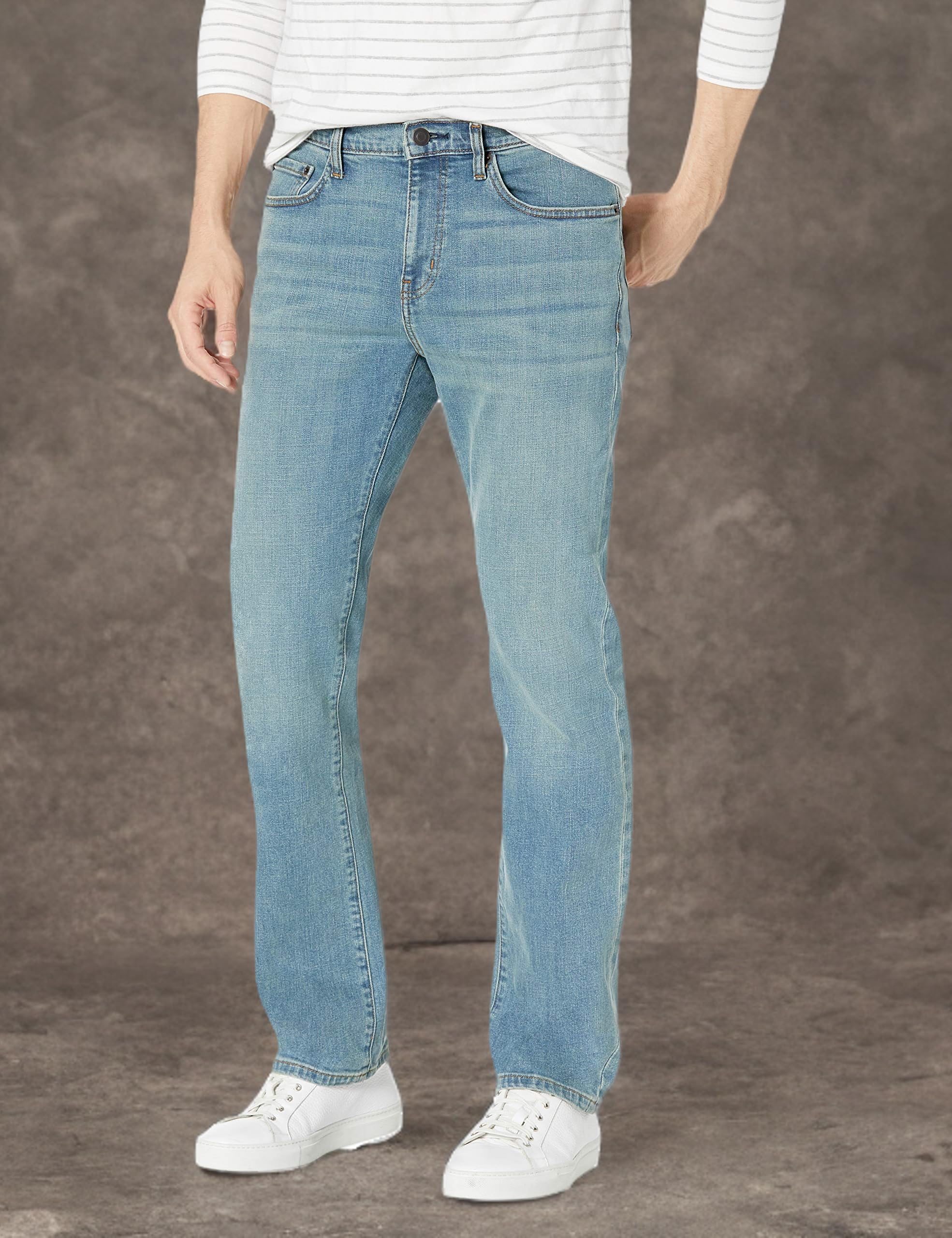 Amazon Essentials Jeans Slim Fit Elasticizzati, Bootcut - colori fuori produzione Uomo