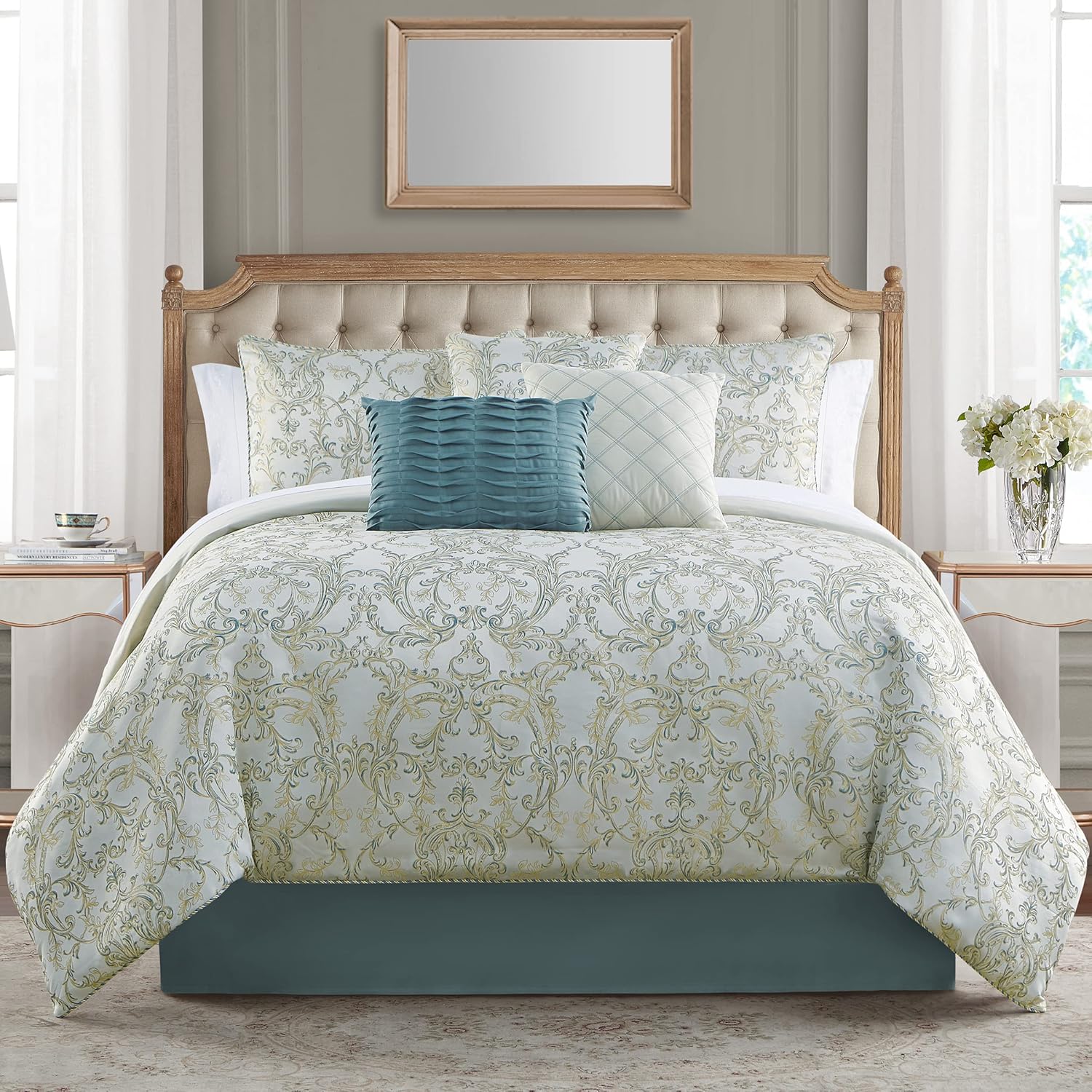 MARQUIS BY WATERFORD Tulla 7PC King Comforter Set, White