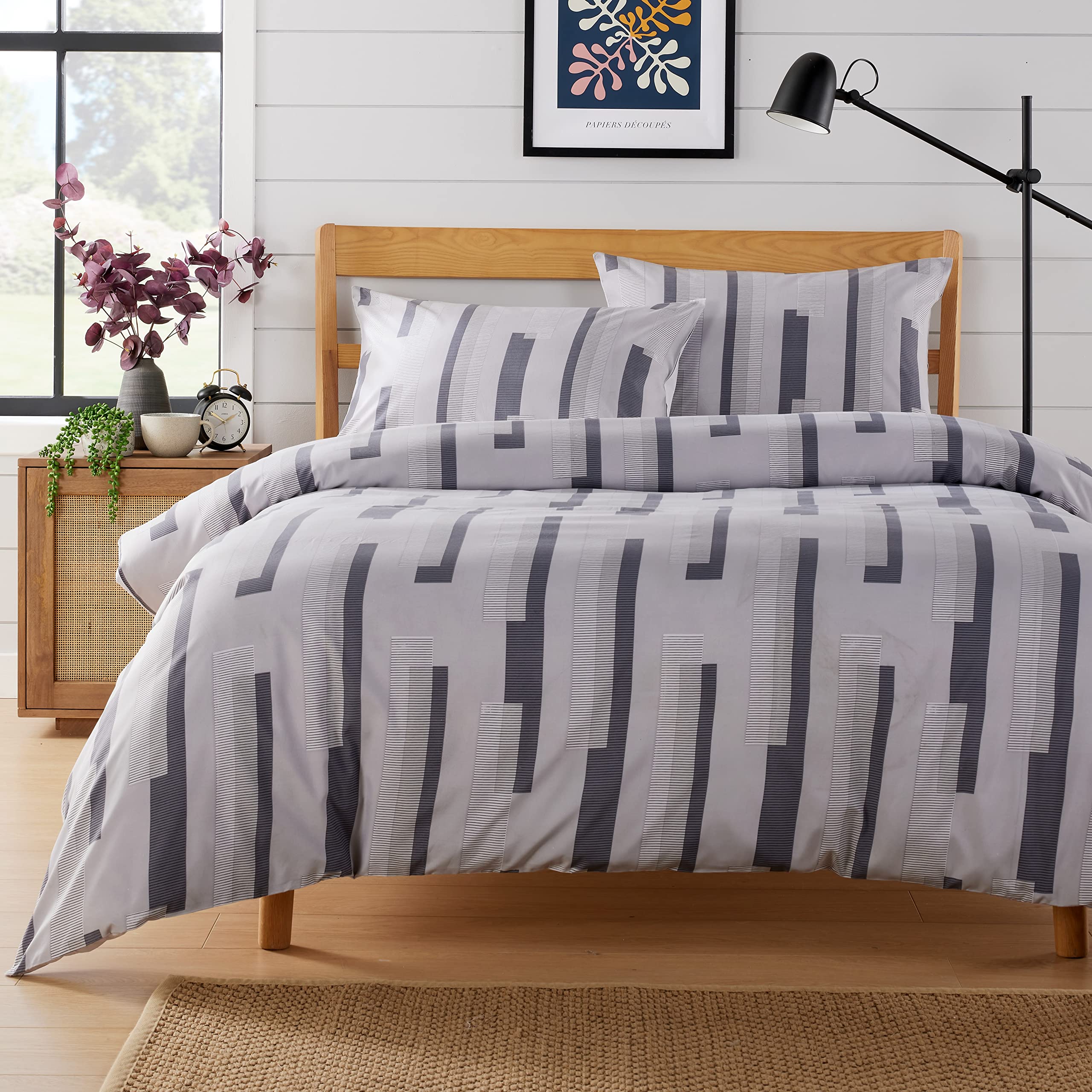 Olivia Rocco Easy Care Printed Duvet Cover Set 100% Polyester Breathable Stylish Comforter Reversible Quilted Bedding Bed Sets With Pillowcases NEW YORK DUVET SET
