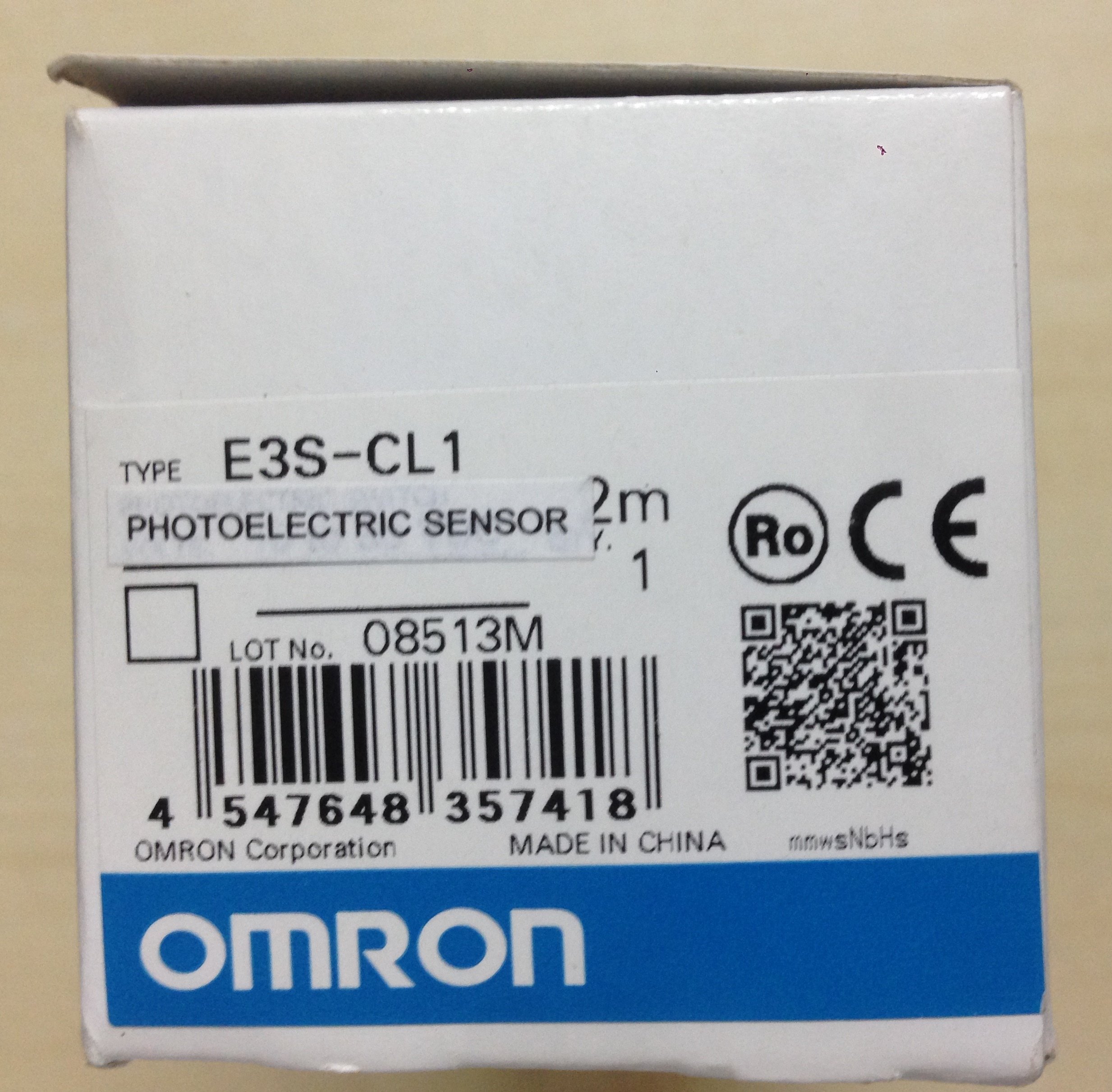 Omron E3S-CL1 2M Photoelectric sensor