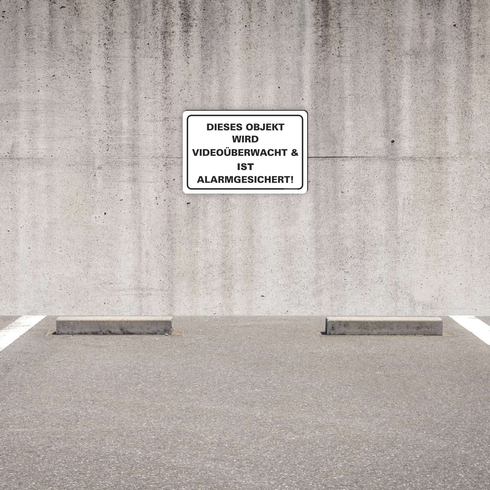 OBJEKT VIDEOÜBERWACHT vorgebohrtes Schild zum Markieren eines videoüberwachten Bereiches - Videoüberwachungsschild mit Bohrlöchern - (90x60cm SCHILD)