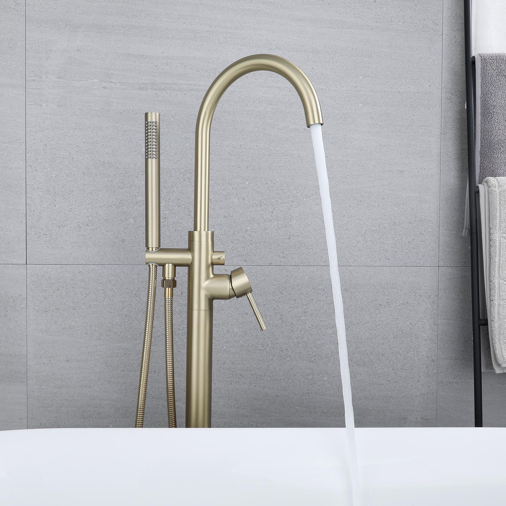 Freestanding Rubinetti Per Vasca, Montaggio A Pavimento Miscelatore Rubinetto Per Vasca Rubinetto Per Vasca Da Bagno Indipendente, Girevole A 360°, Con Doccetta Per Vasca (Oro spazzolato-A)