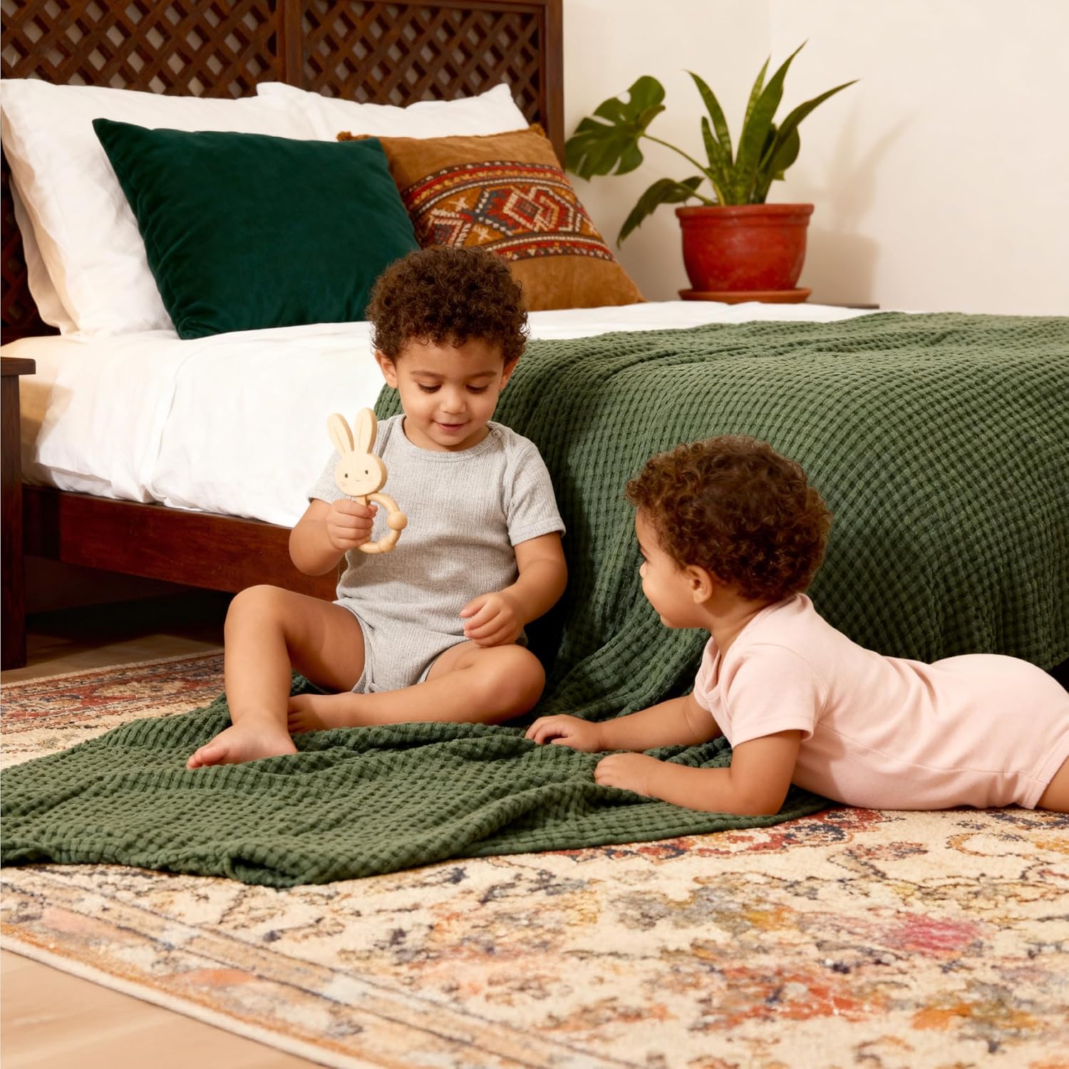 Bedsure Cooling Cotton Waffle Queen Size Blanket - Lightweight Breathable Blanket of Rayon Derived from Bamboo for Hot Sleepers, Luxury Throws for Bed, Couch and Sofa, Green, 90x90 Inches - Image 9