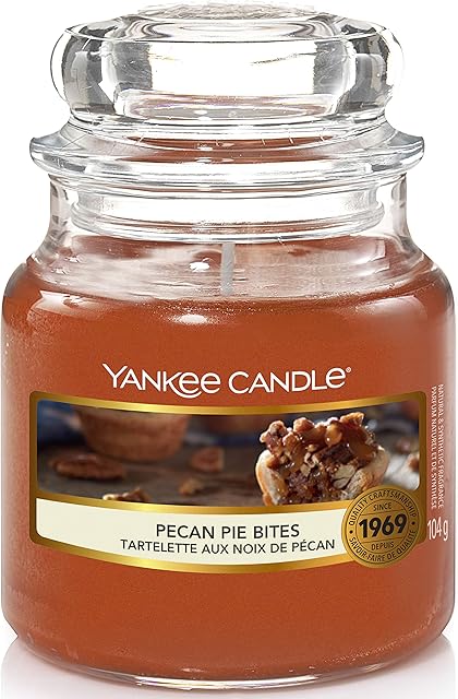 Świeca zapachowa Yankee Candle, w małym słoiku, Pecan Pie Bites, czas palenia do 30 godzin, brązowa