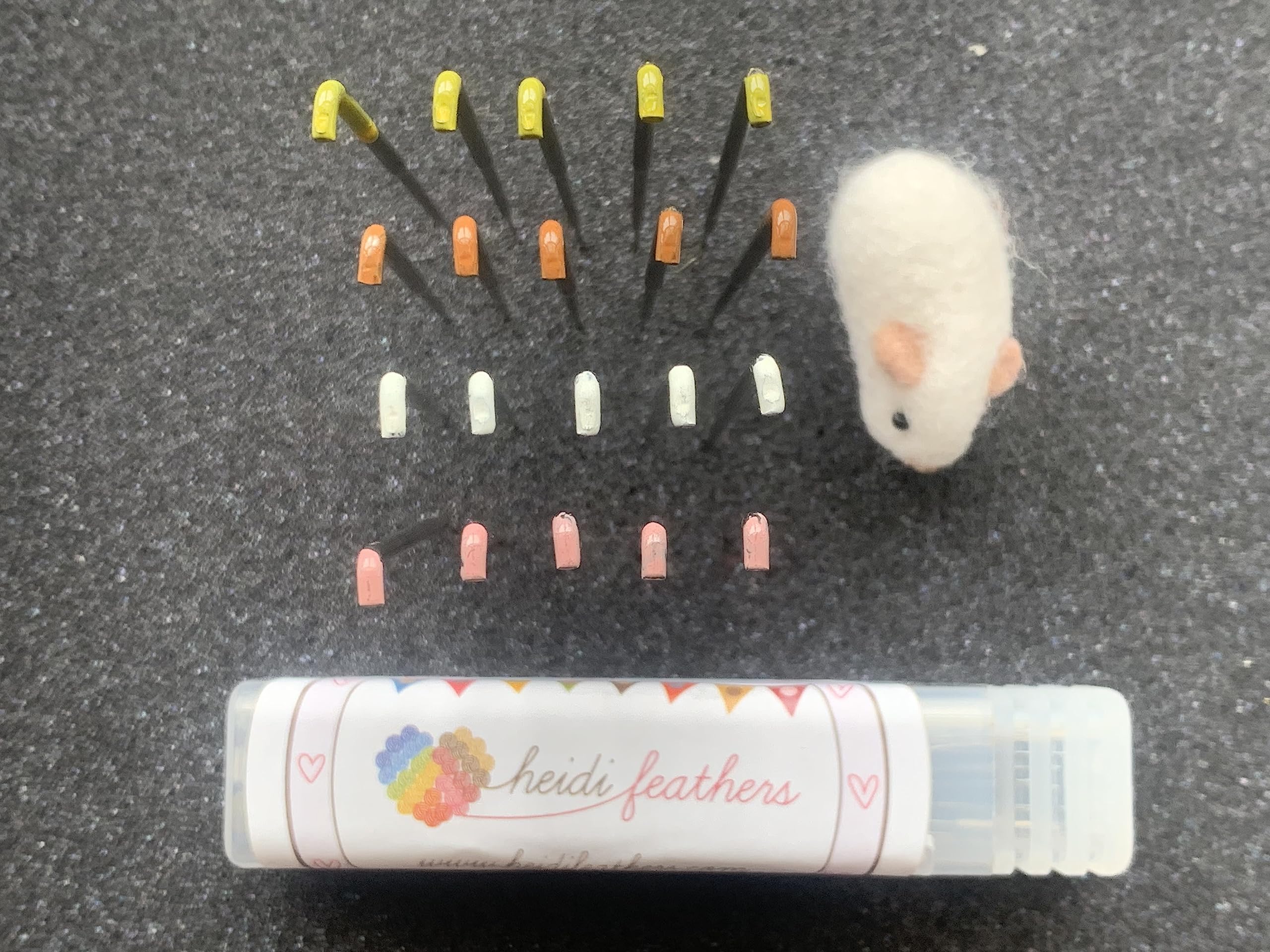 Heidifeathers 'Crown Mix' Felting Needles - Fine Felting Needles with Barbs Only at The Tip, Rooting Hair, Fine Flat Work, Smoothing, Intricate Detail.