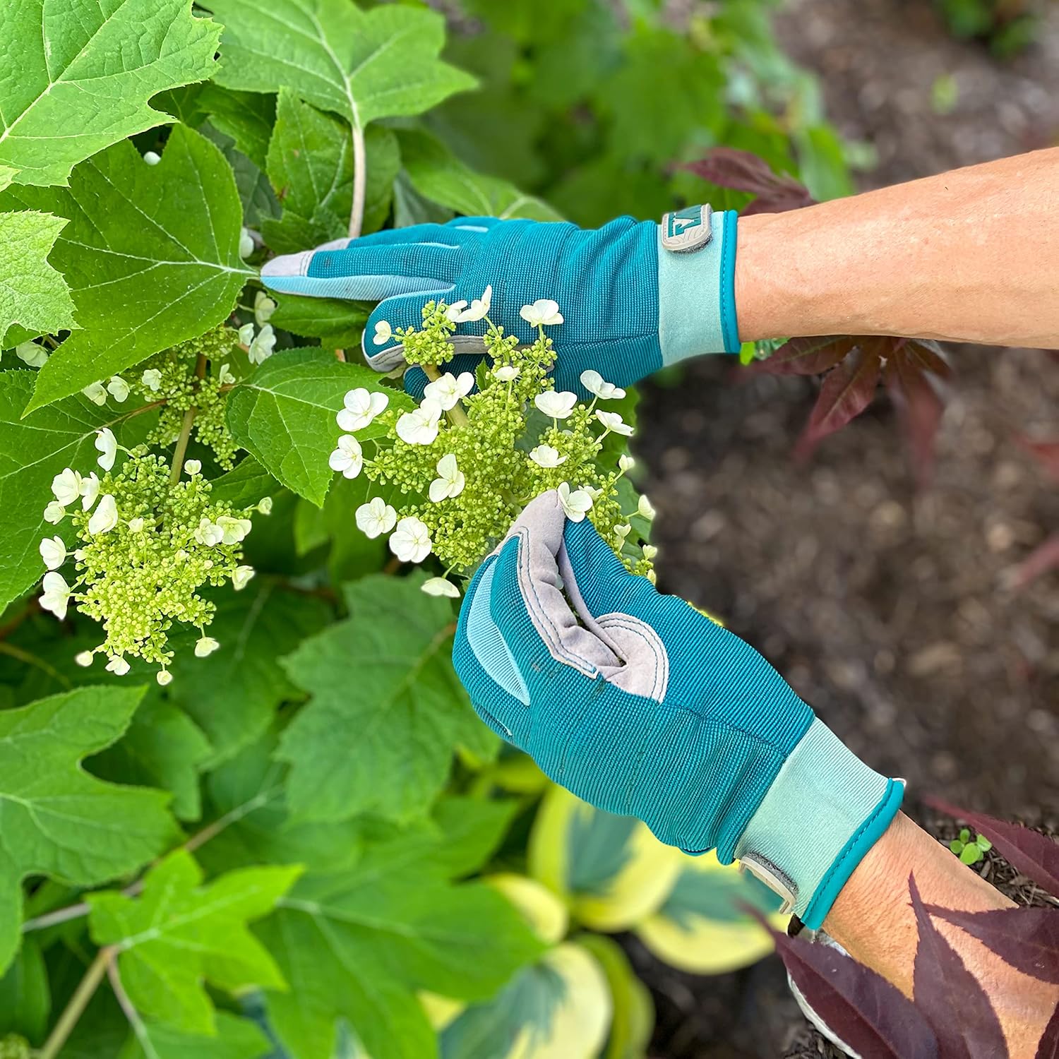 Wells Lamont Women's High Dexterity Adjustable Work and Gardening Gloves, Green, Large (7754L) - Image 2