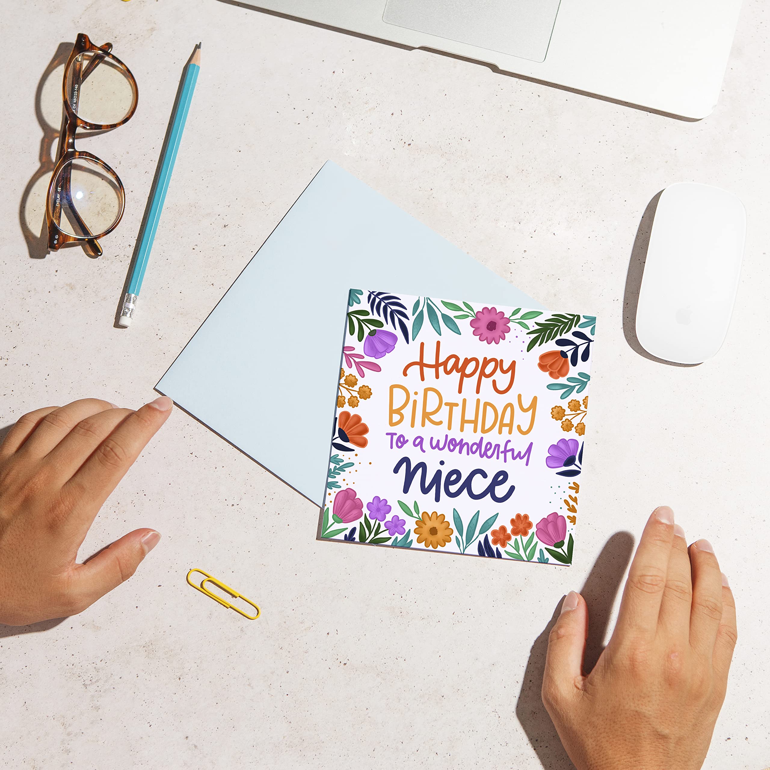 Biglietto d'auguri di buon compleanno per donna e ragazza, con motivo floreale rosa neon, testo e-mail, modello Canva modificabile, download immediato - Italia