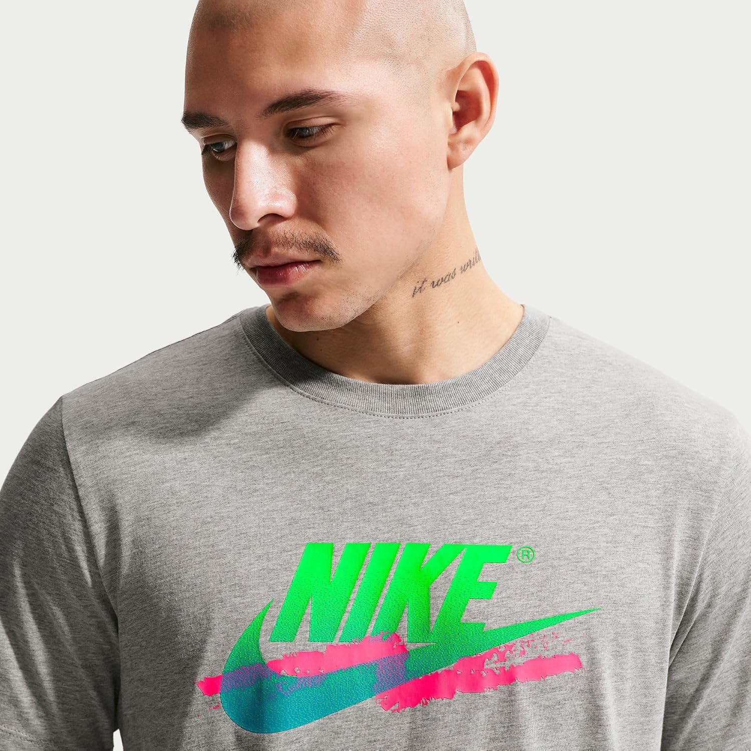 Nike Men's Sportswear DNA Futura T-Shirt