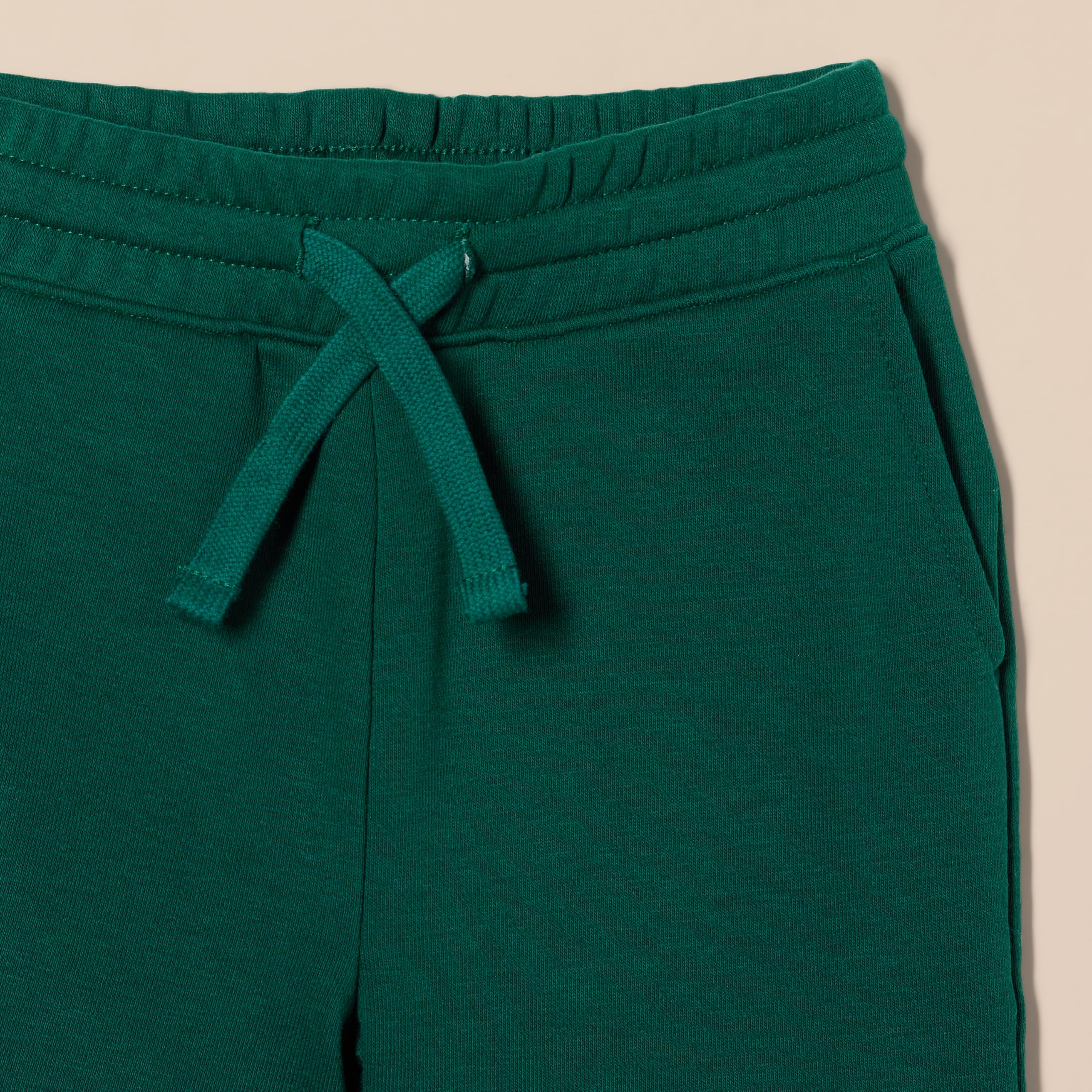 Amazon Essentials Conjunto de sudadera y pantalones cortos de corte holgado Niño, Pack de 2