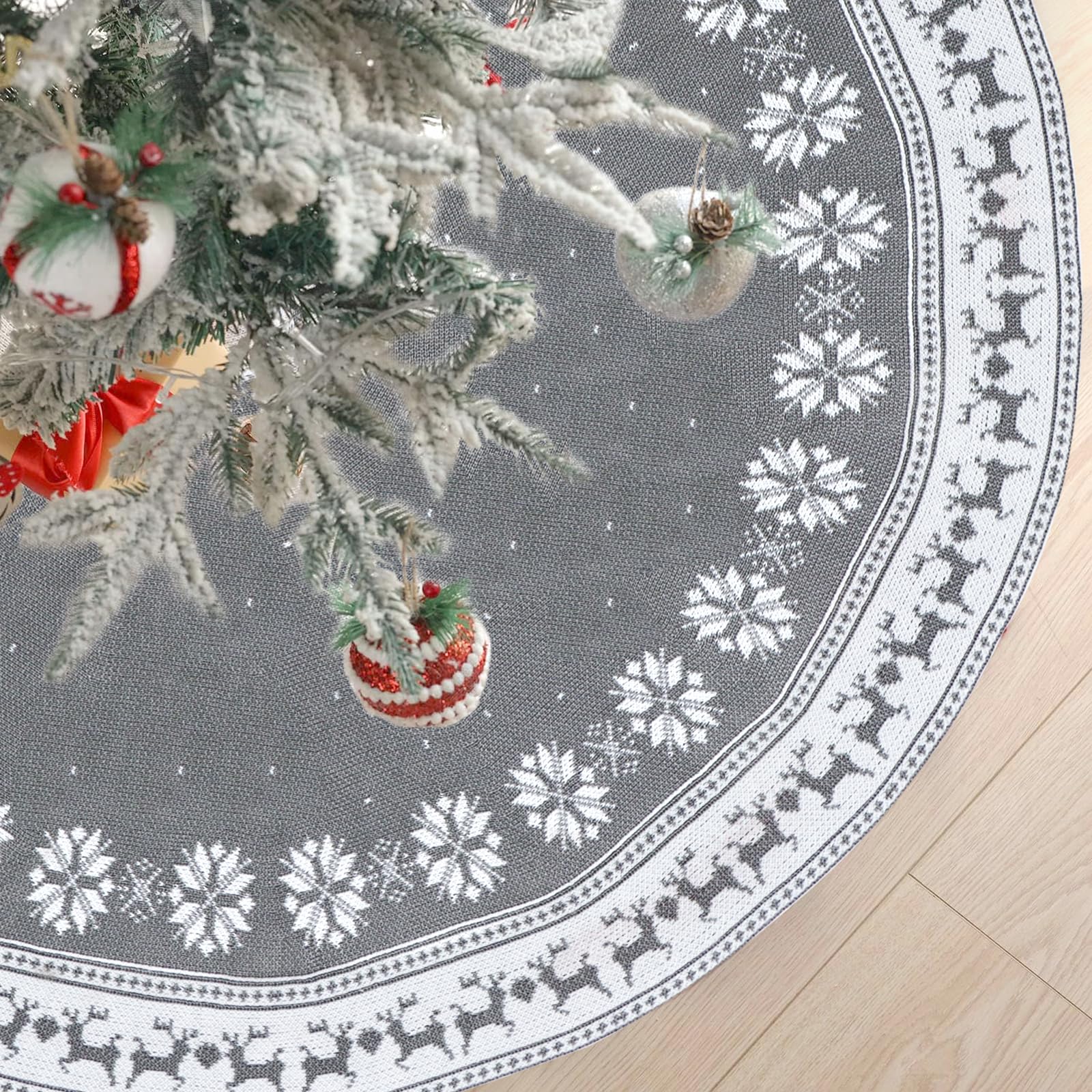 Knit Christmas Tree Skirt with Elk & Snowflake Thicken Knitted Xmas Skirt for Festival Holiday Home Decor Knit Christmas Tree Skirt with Elk & Snowflake Thicken Knitted Xmas Skirt for Festival Holiday Home Decor